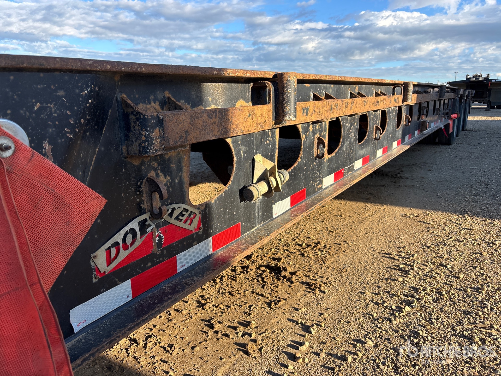 2007 Doepker 40 TON 53 FT TRI/A
