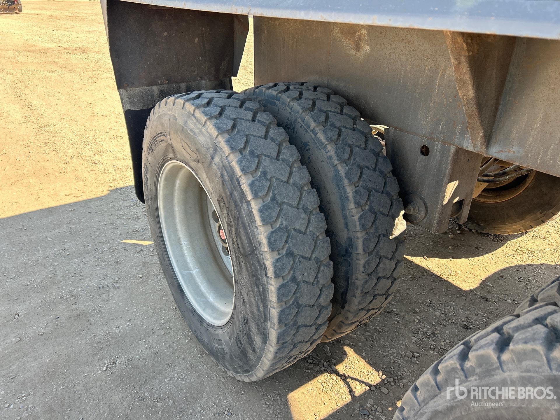2014 Centerline 40 ft Tri/A