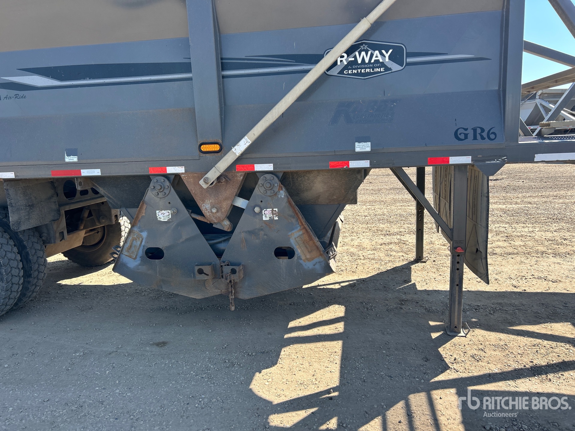 2014 Centerline 40 ft Tri/A