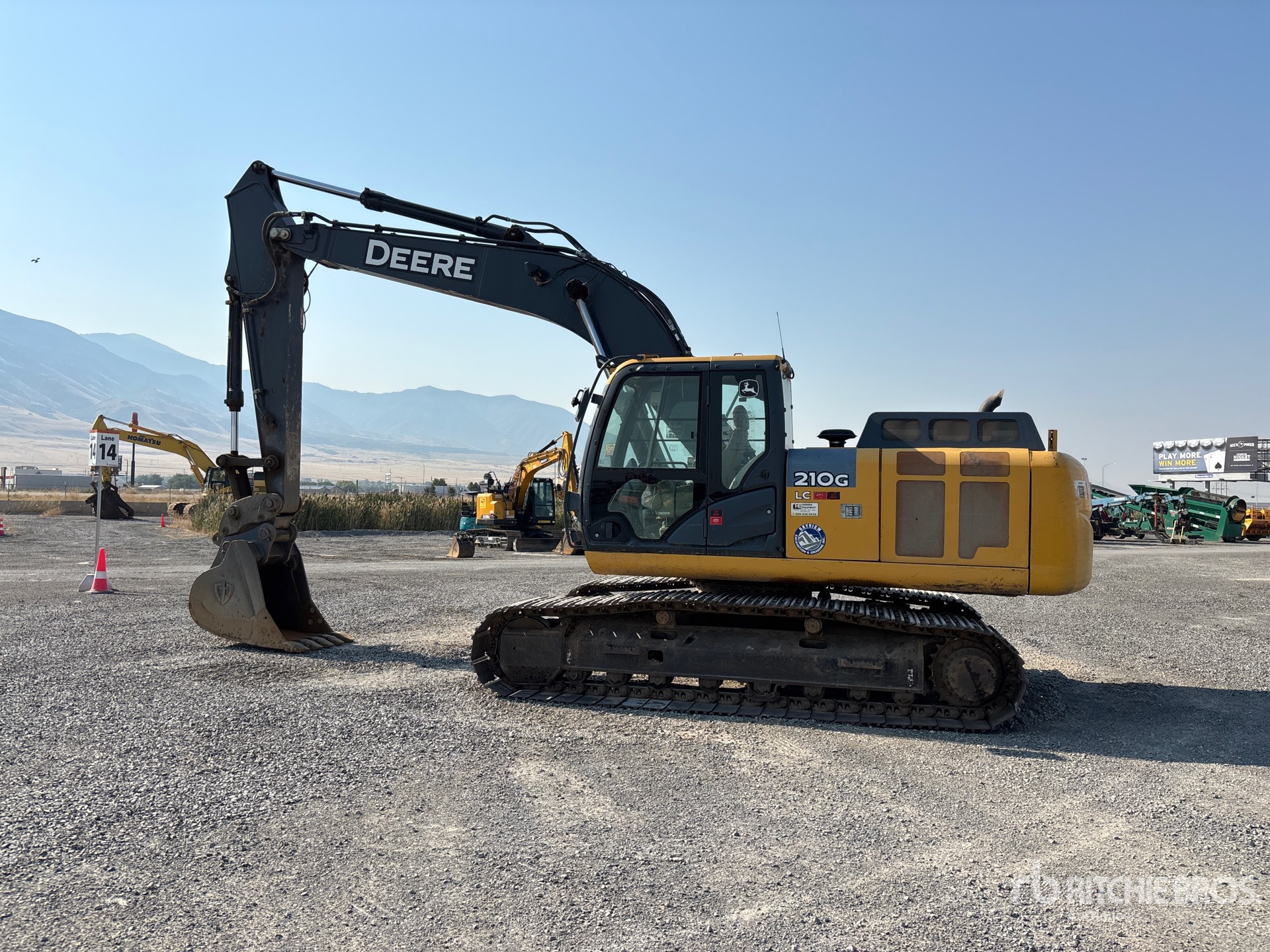 2014 John Deere 210G