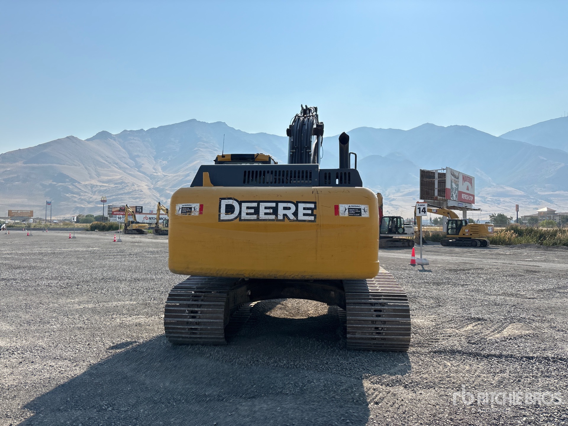 2014 John Deere 210G