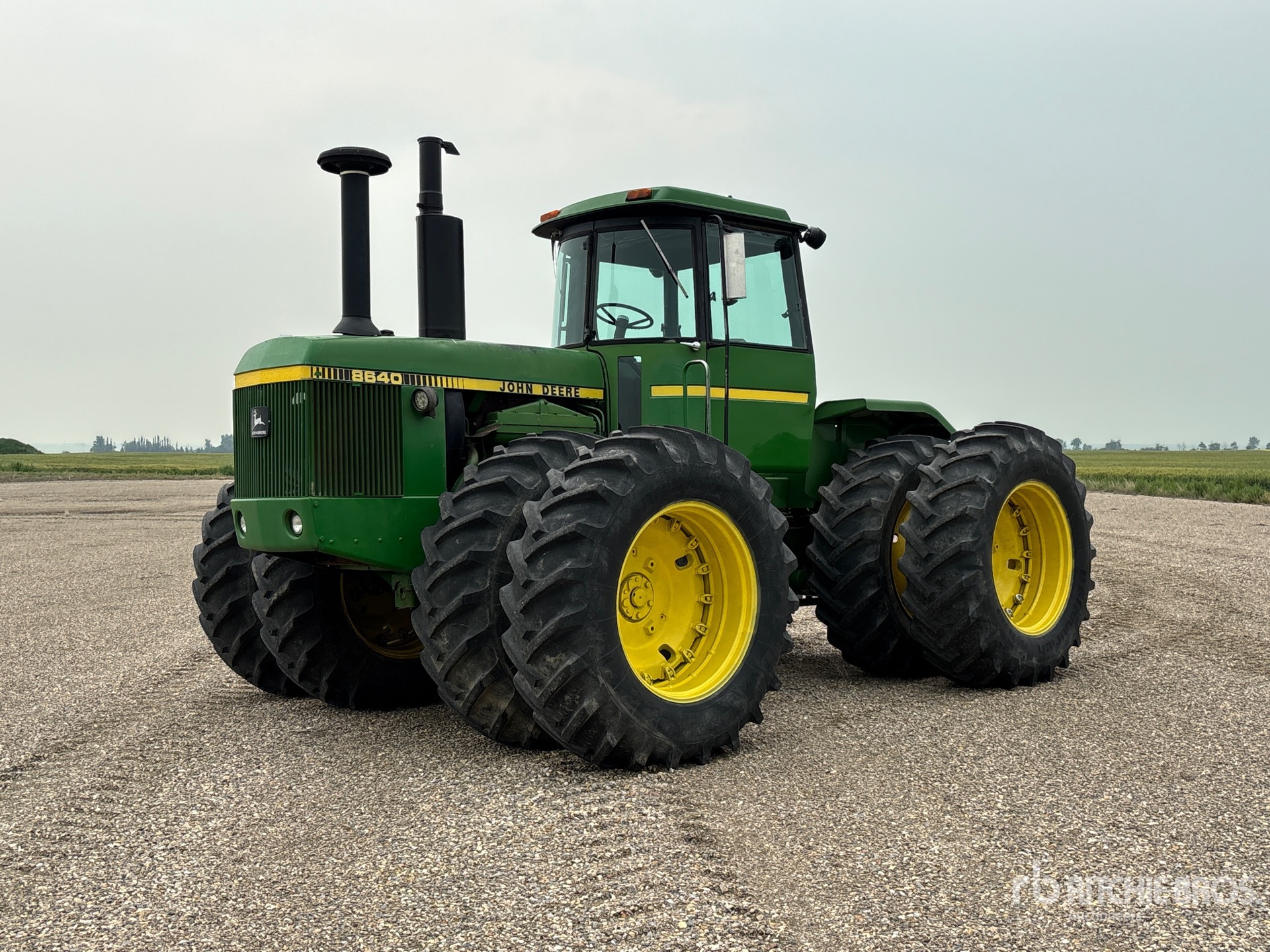 John Deere 8640
