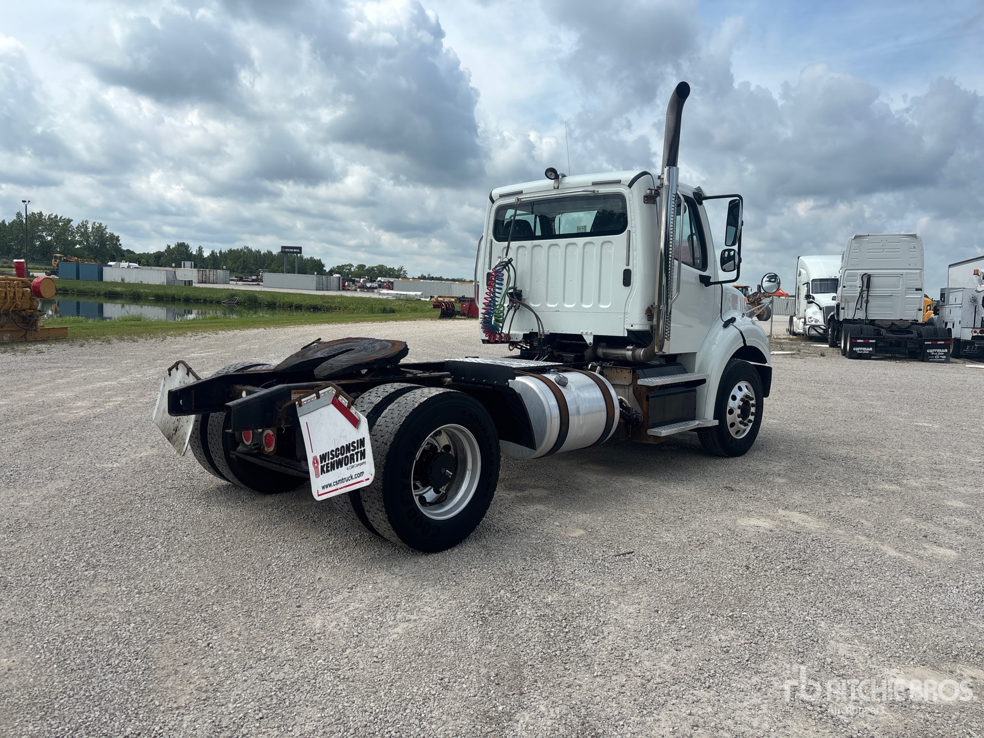 2018 Freightliner M2 112