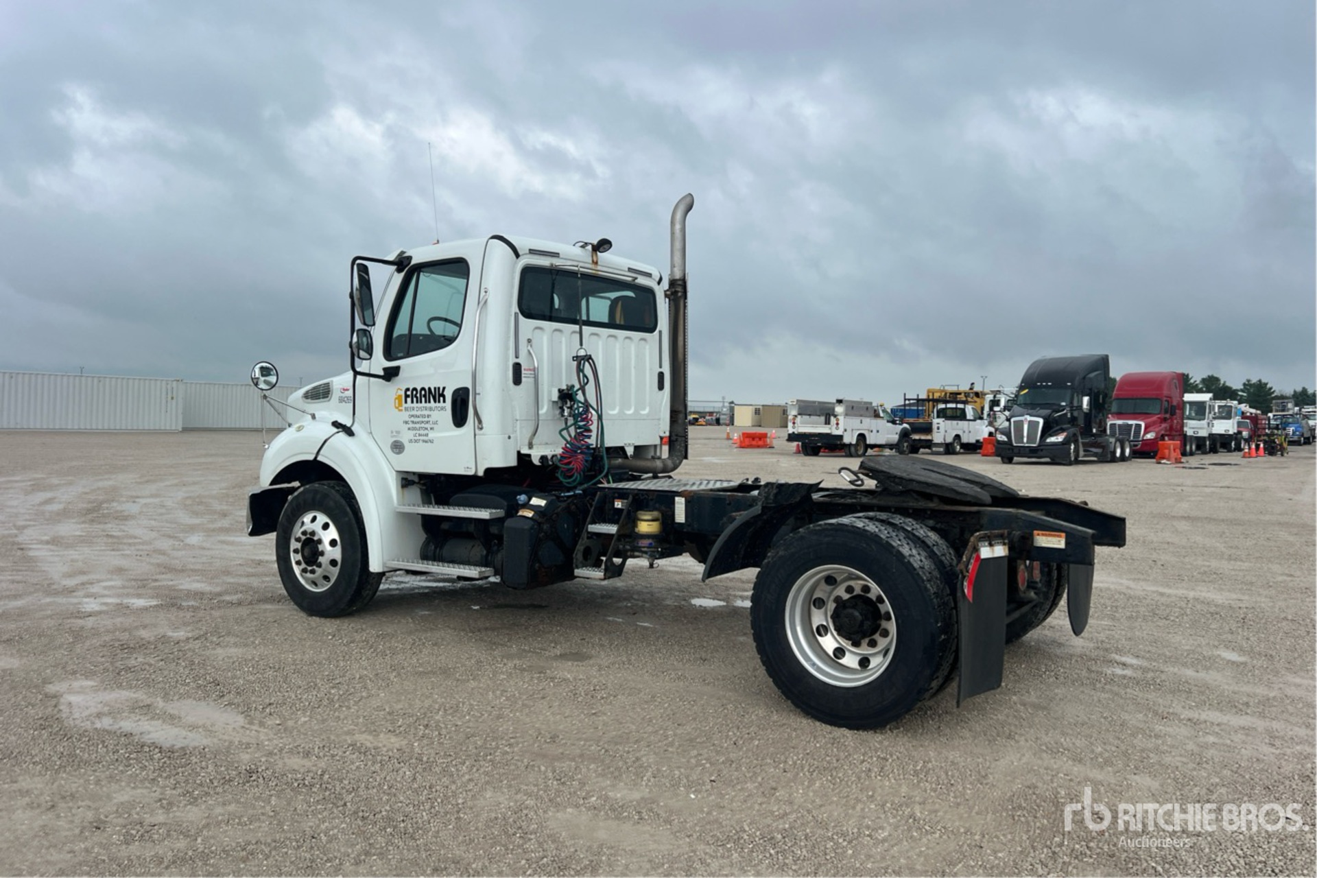 General Appearance with Imagen: esquina trasera izquierda