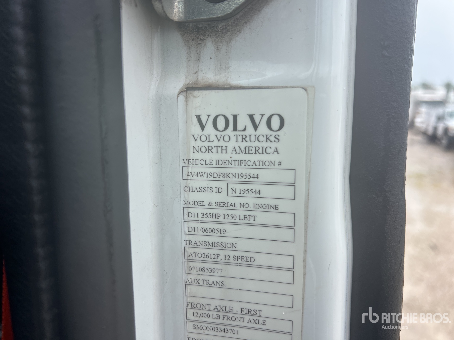 2019 Volvo VNR