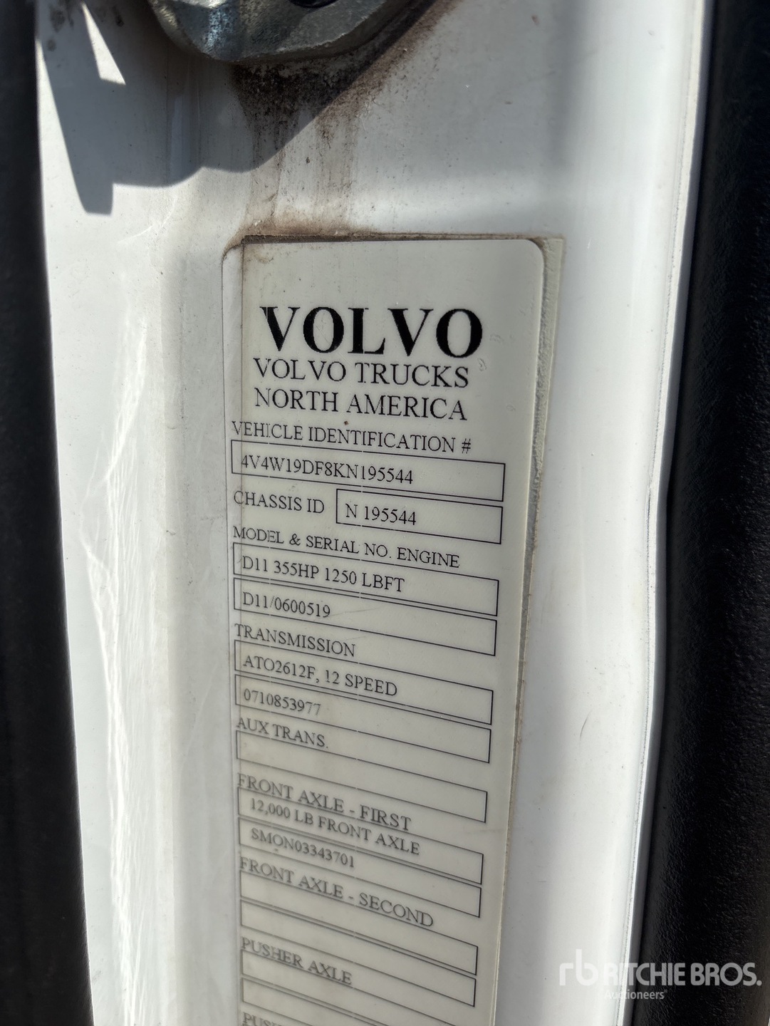 2019 Volvo VNR