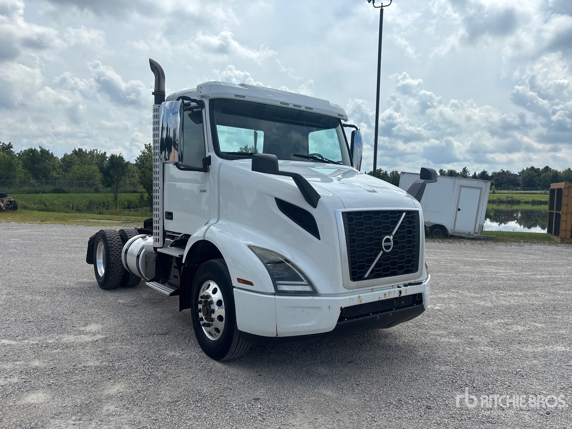 2019 Volvo VNR300