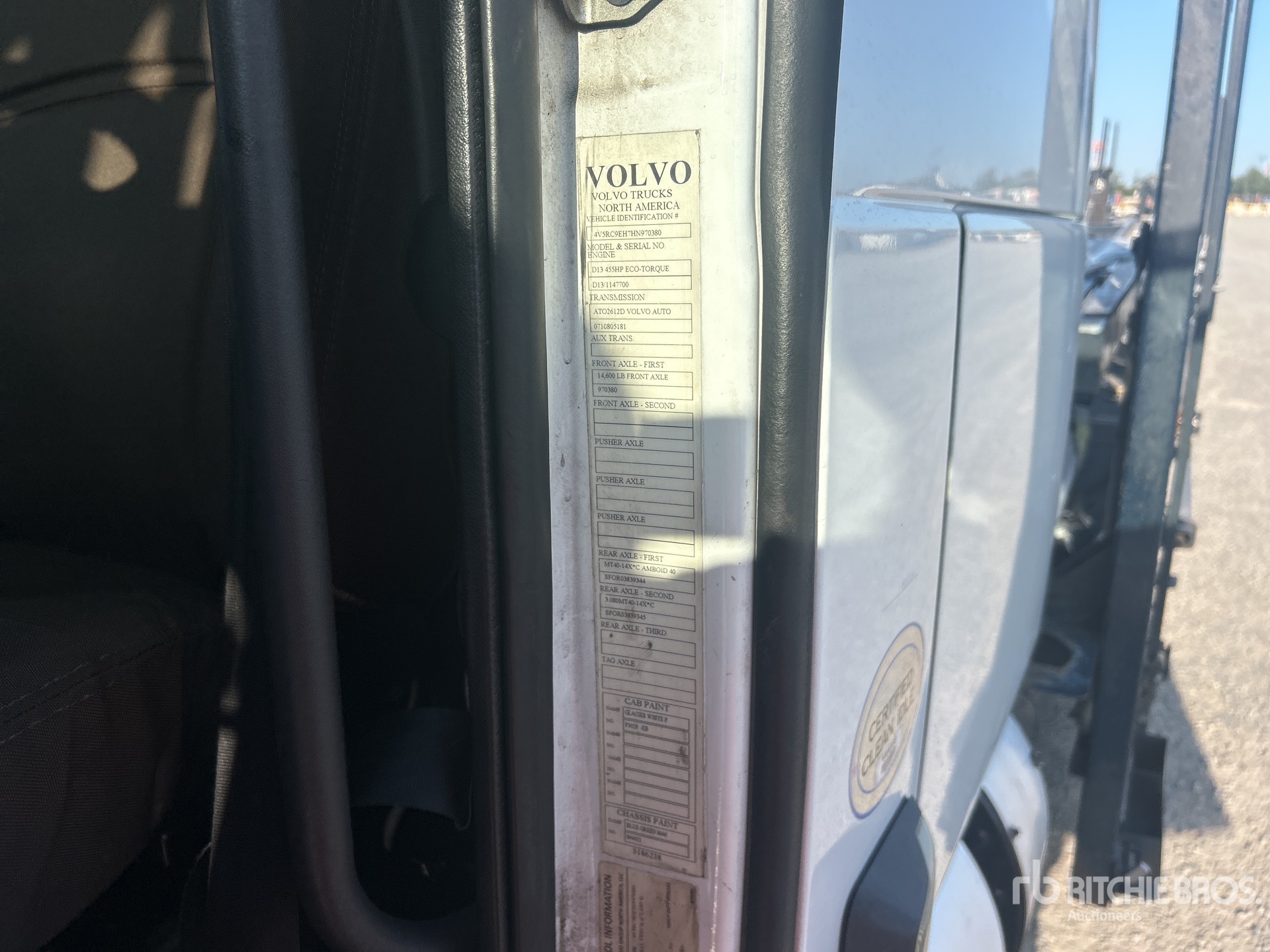 2017 Volvo VAH