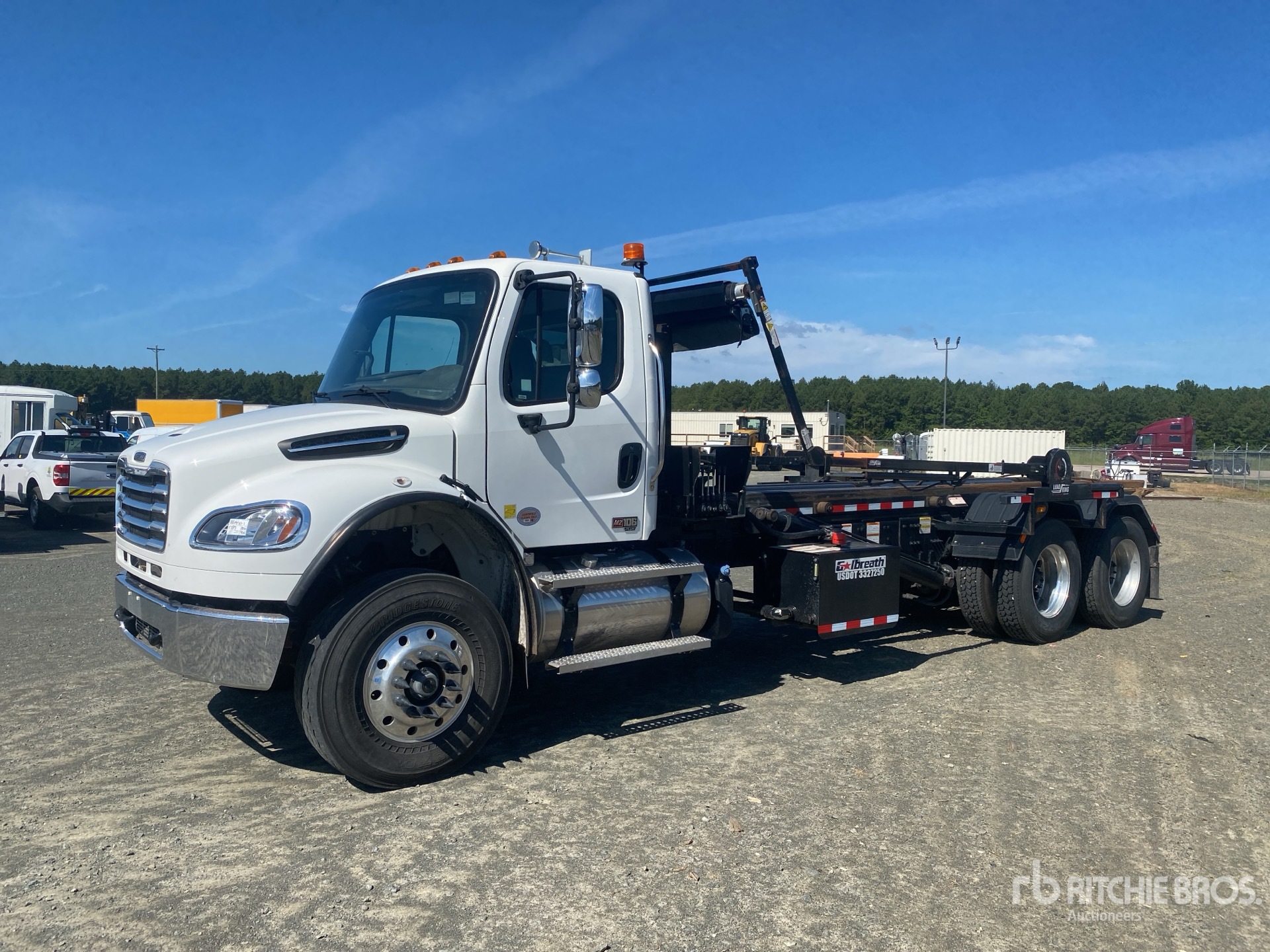 Photo of 2025 Freightliner M2 106