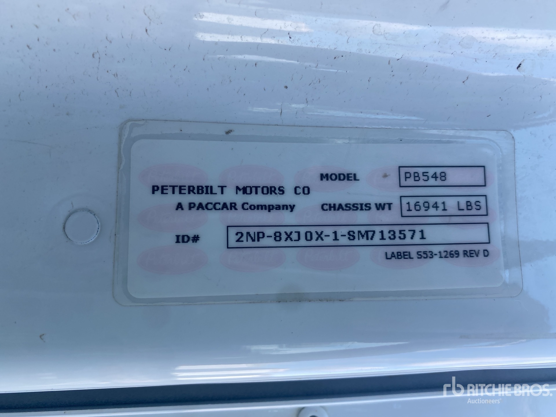 2025 Peterbilt 548