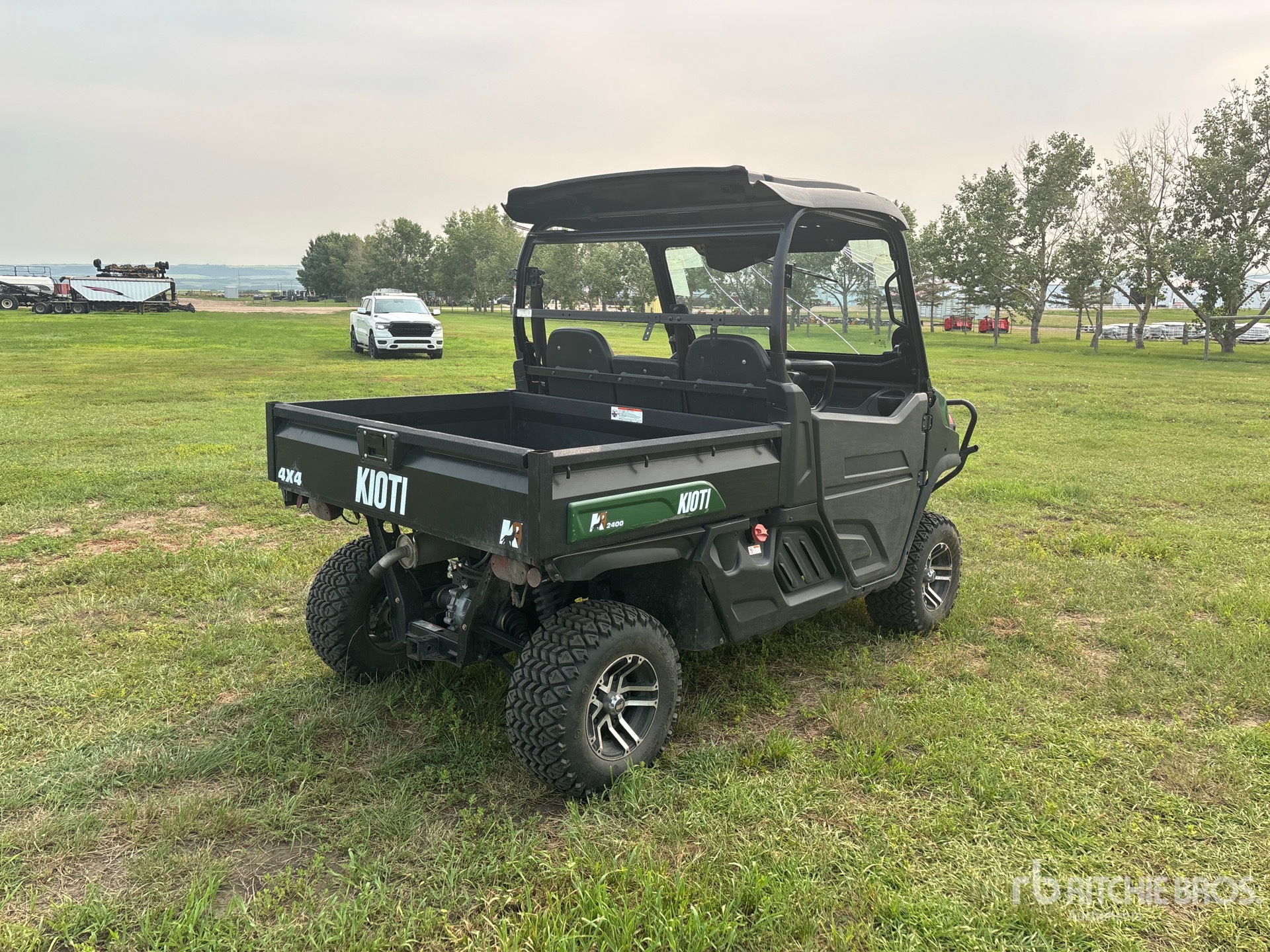 General Appearance with Picture, Right Rear Corner