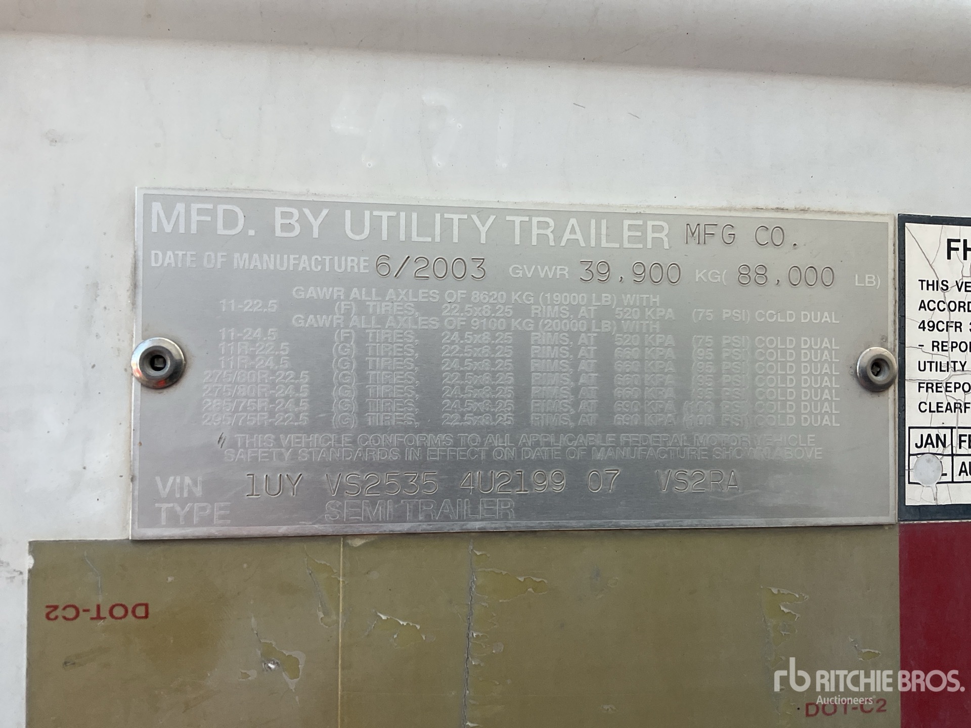 2004 Utility 53 ft T/A Caja Seca /