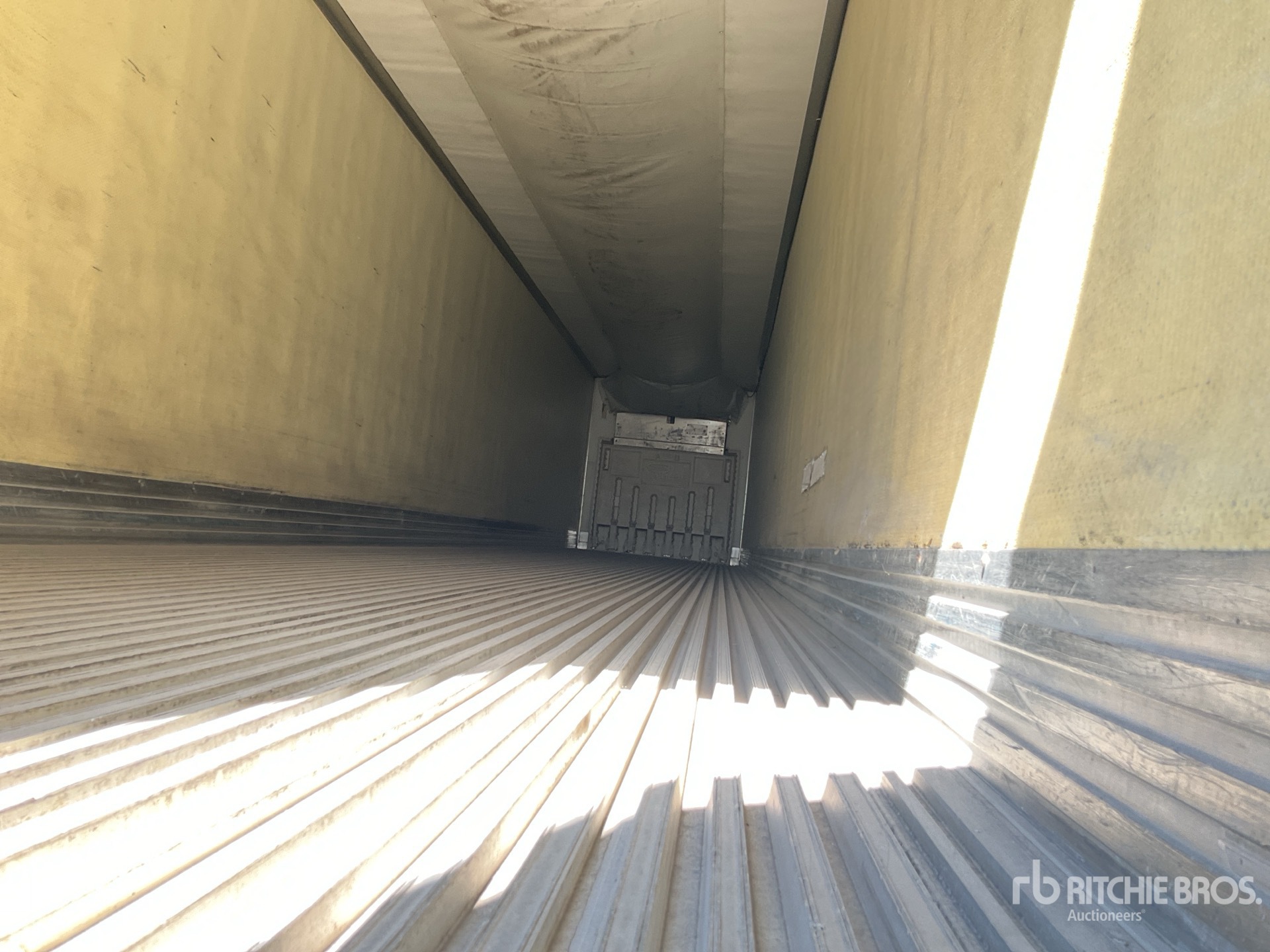 2008 Utility 53 ft T/A Caja Seca /