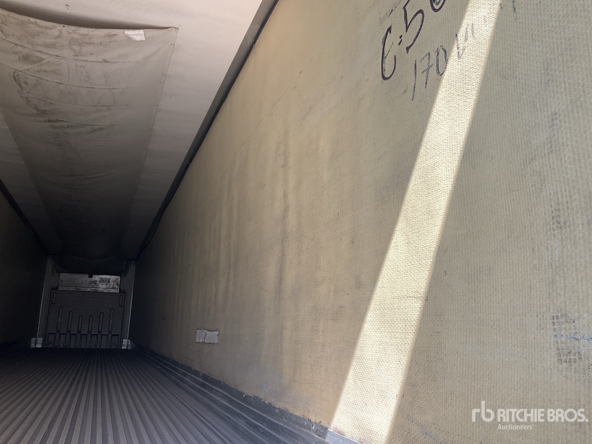 2008 Utility 53 ft T/A Caja Seca /