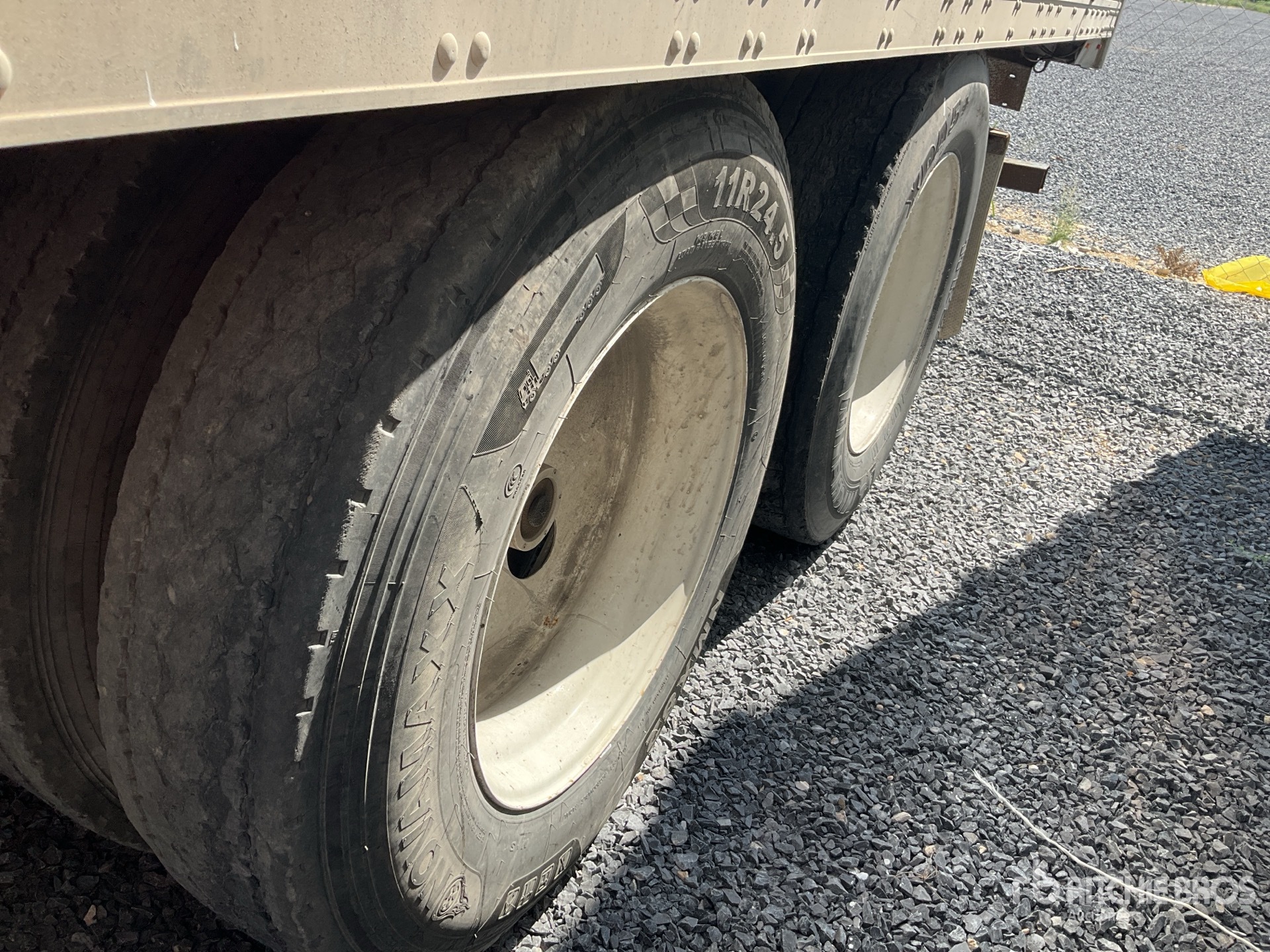 2008 Utility 53 ft T/A Caja Seca /