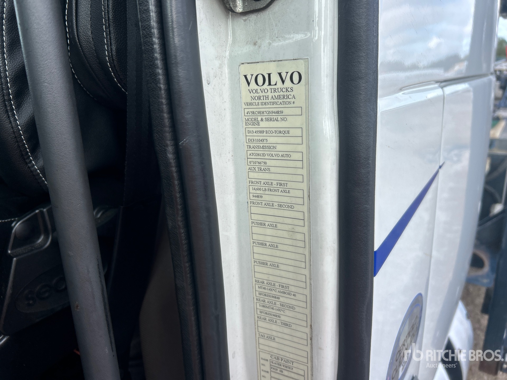 2017 Volvo VAH
