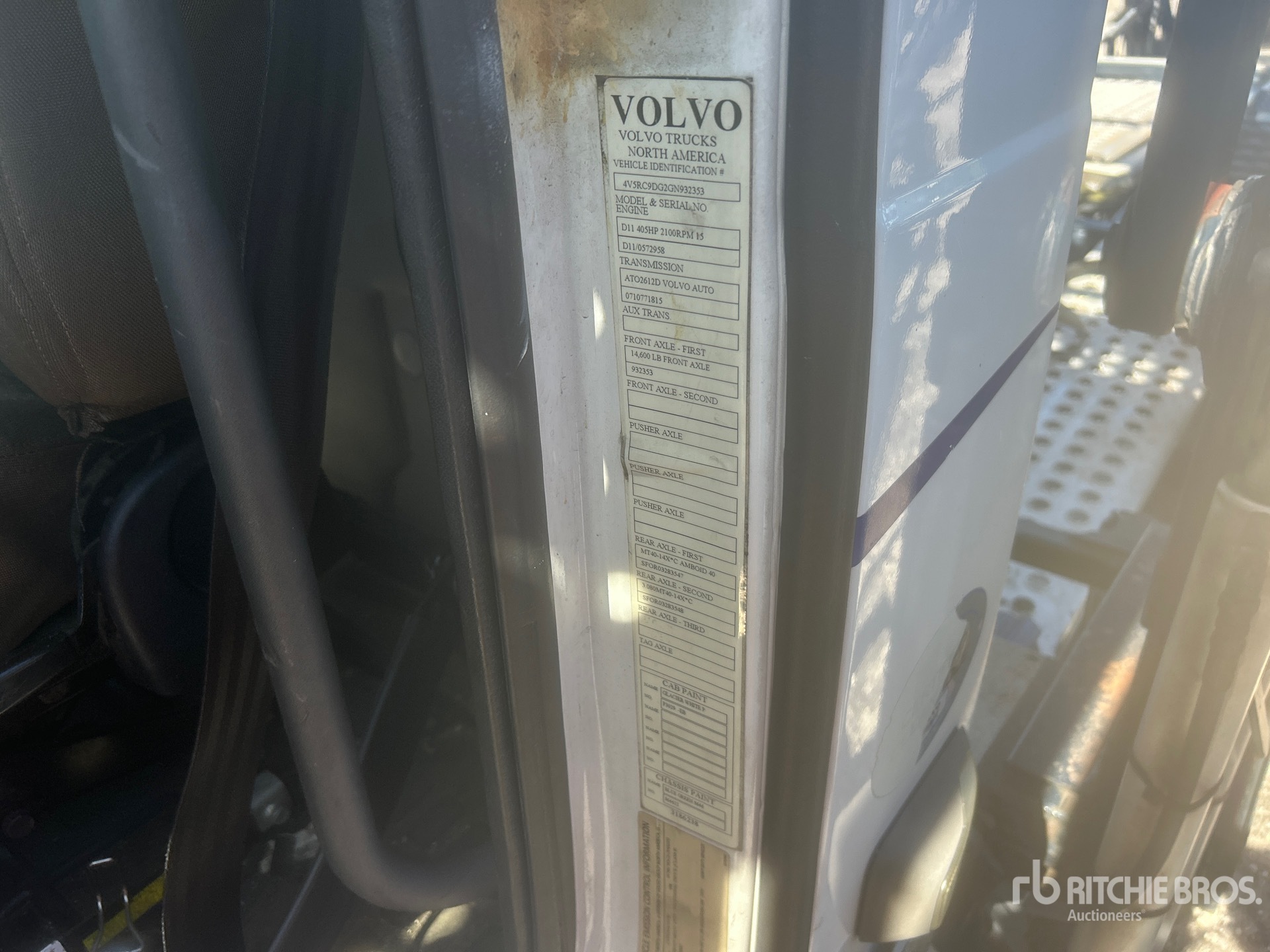 2016 Volvo VAH