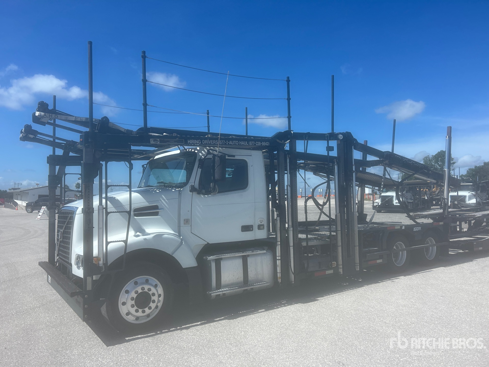 2014 Volvo VAH