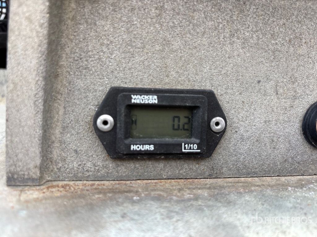 General Appearance with Hour Meter / Odometer