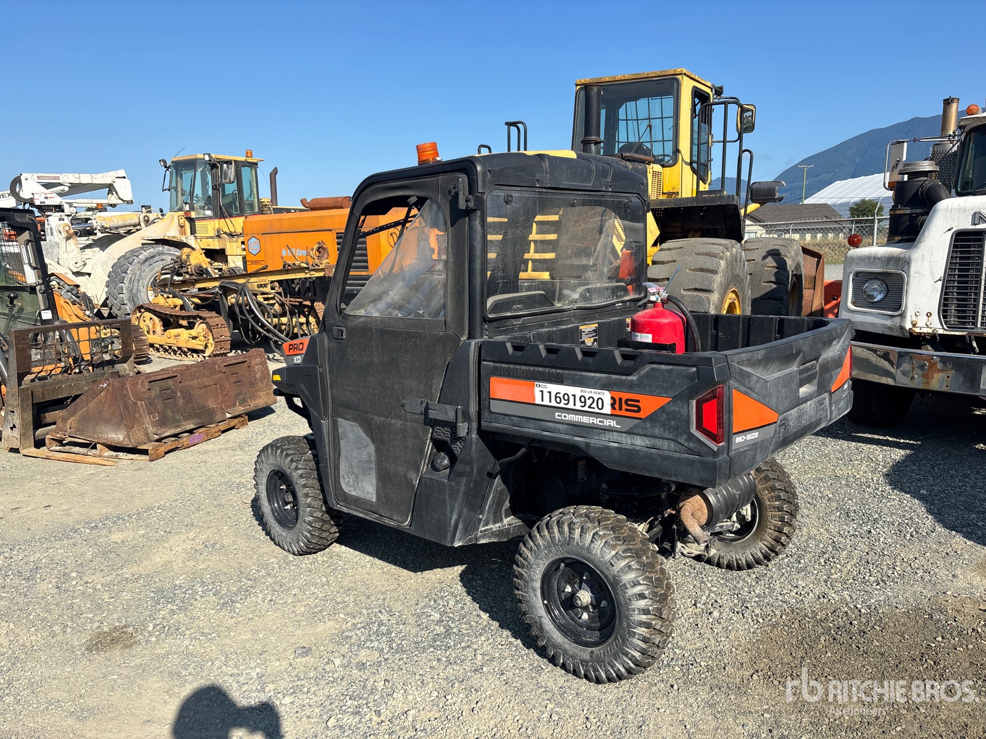 General Appearance with Picture, Left Rear Corner