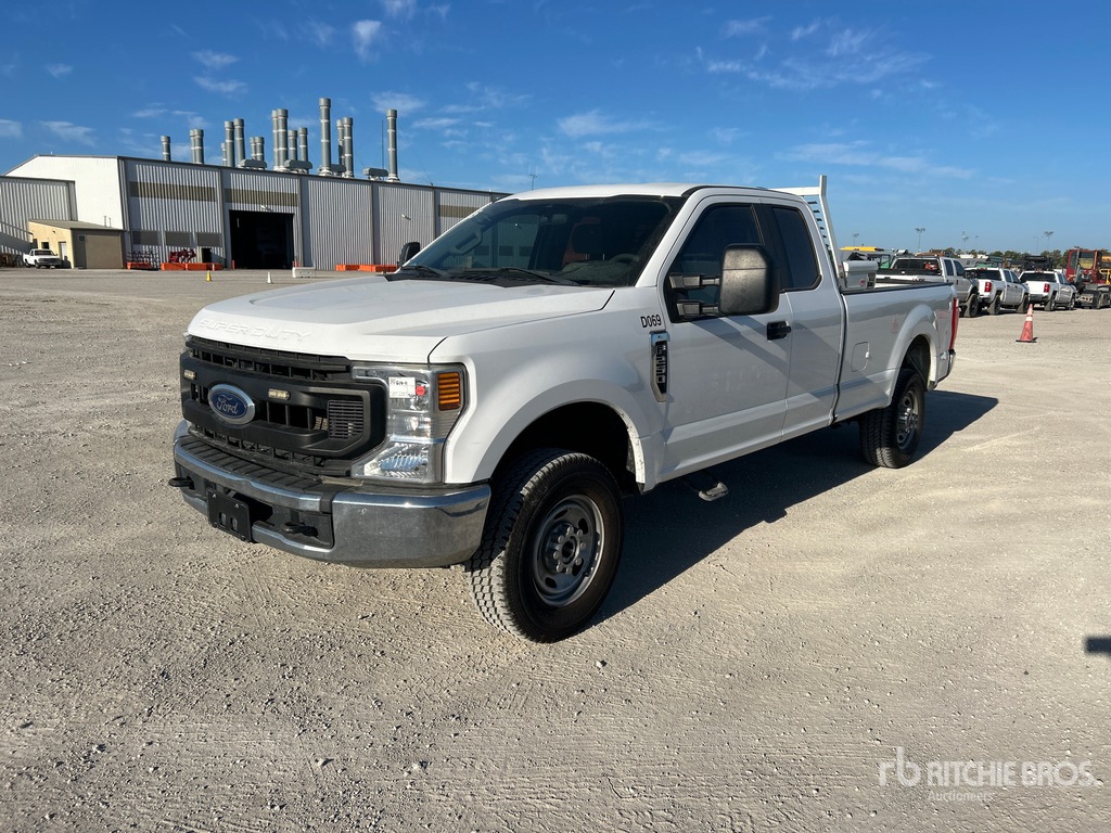 General Appearance with Featured Photo