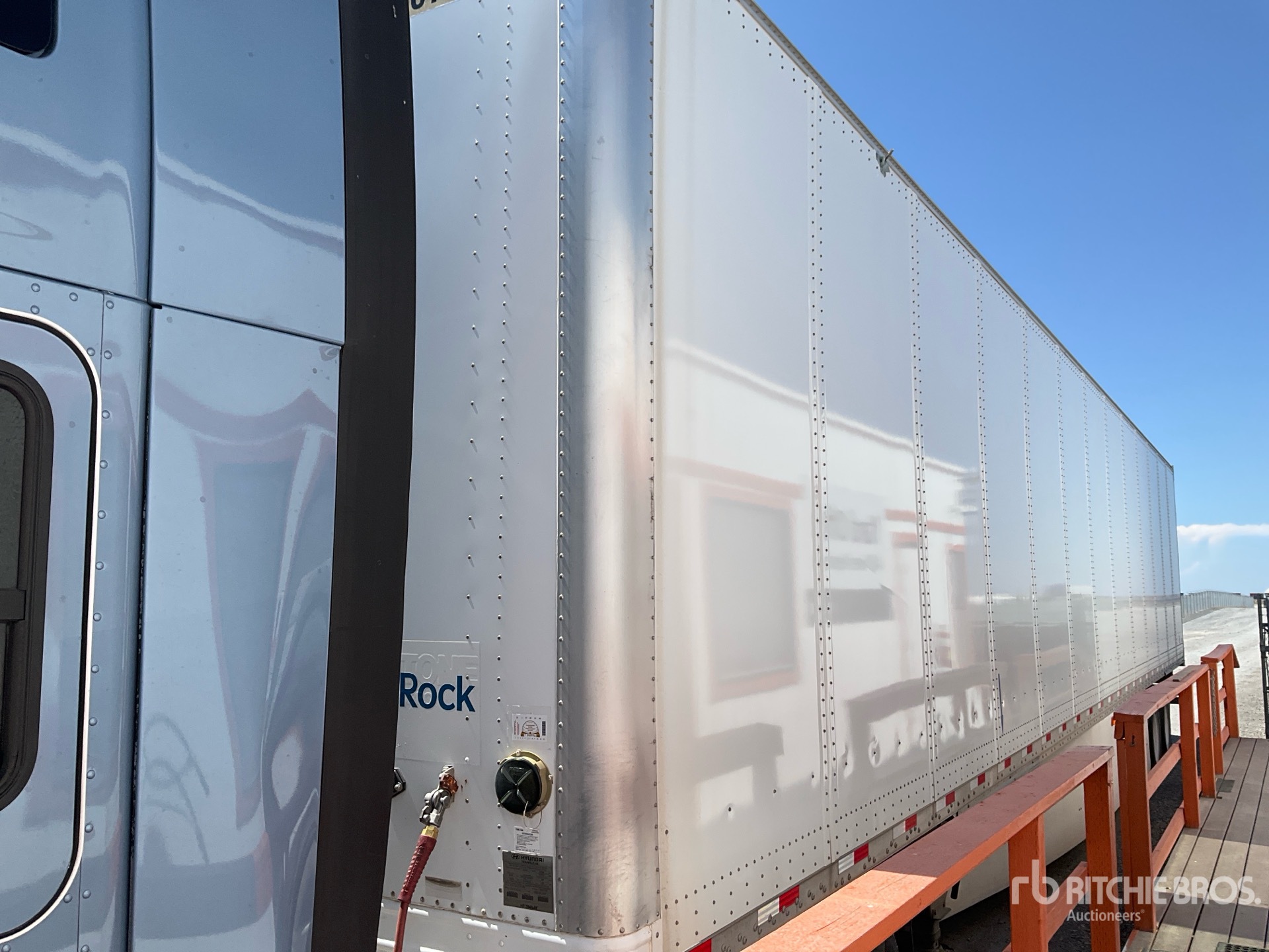 2017 Hyundai VC2530152-AJS