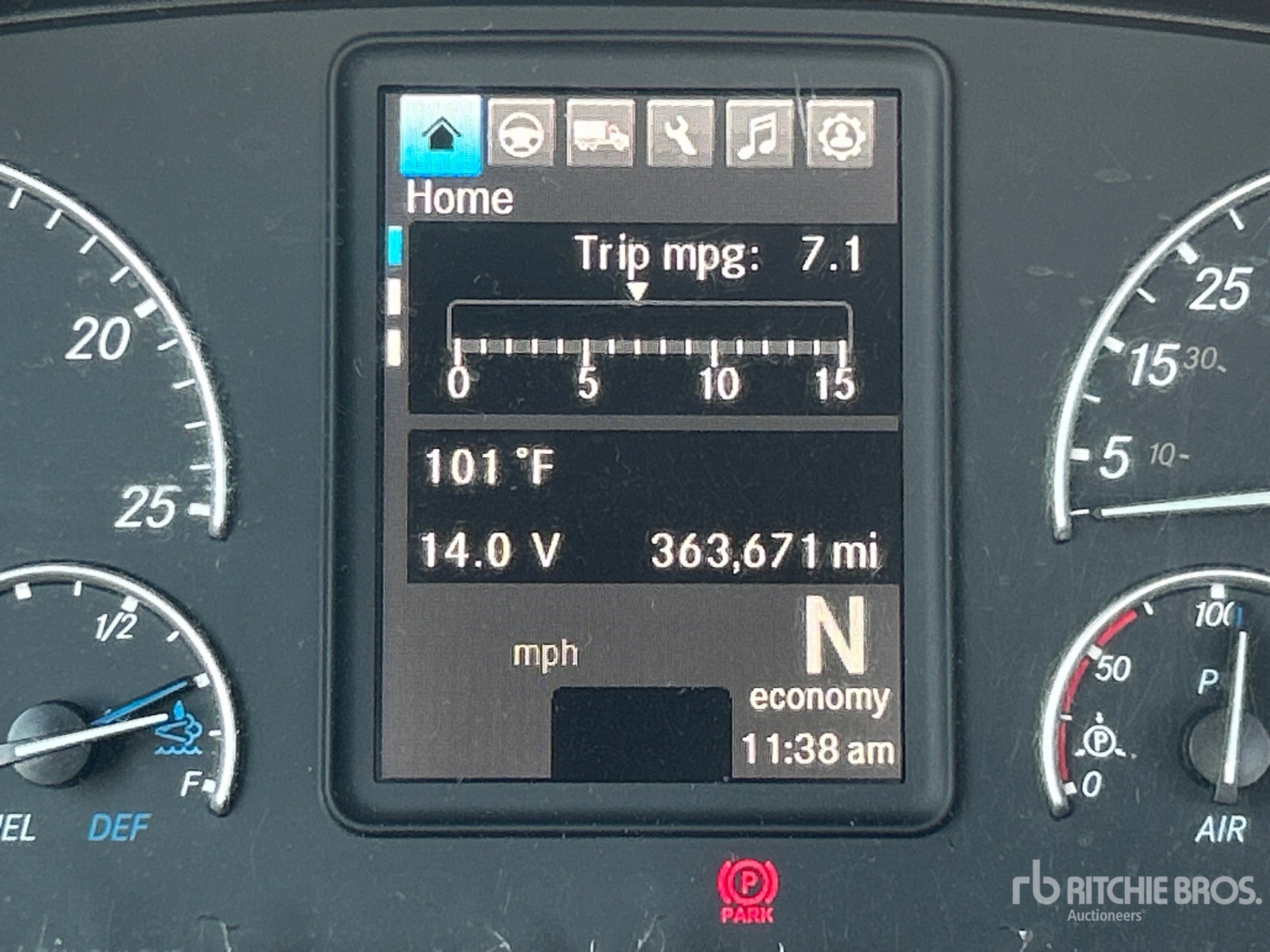 2019 Freightliner CASCADIA 126