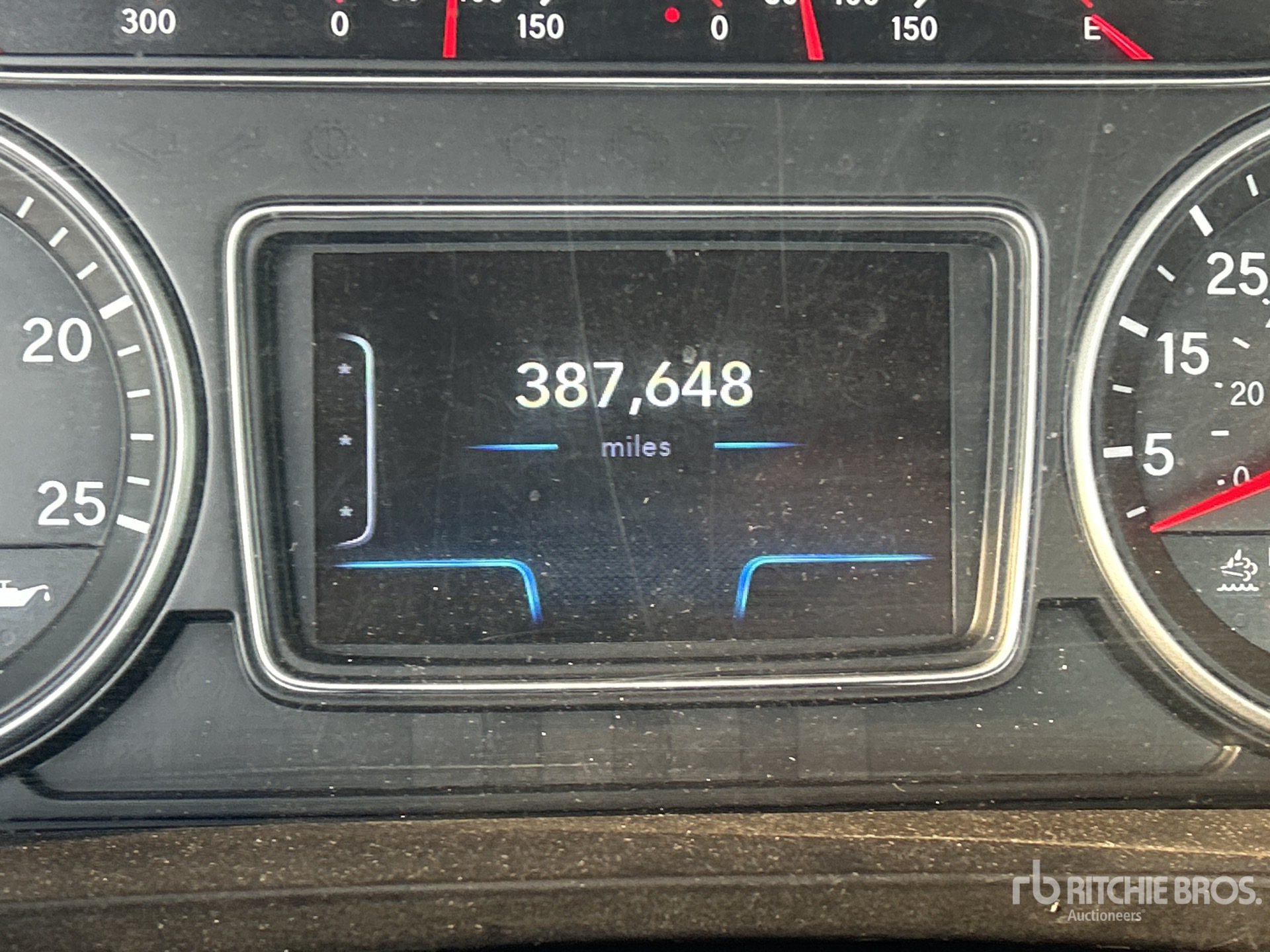 2020 International LT625