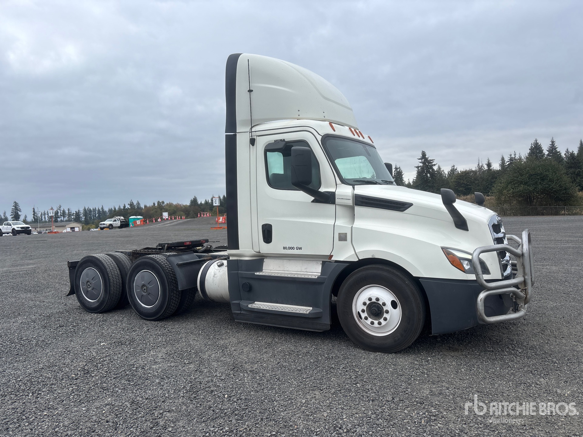 2019 Freightliner CASCADIA 126
