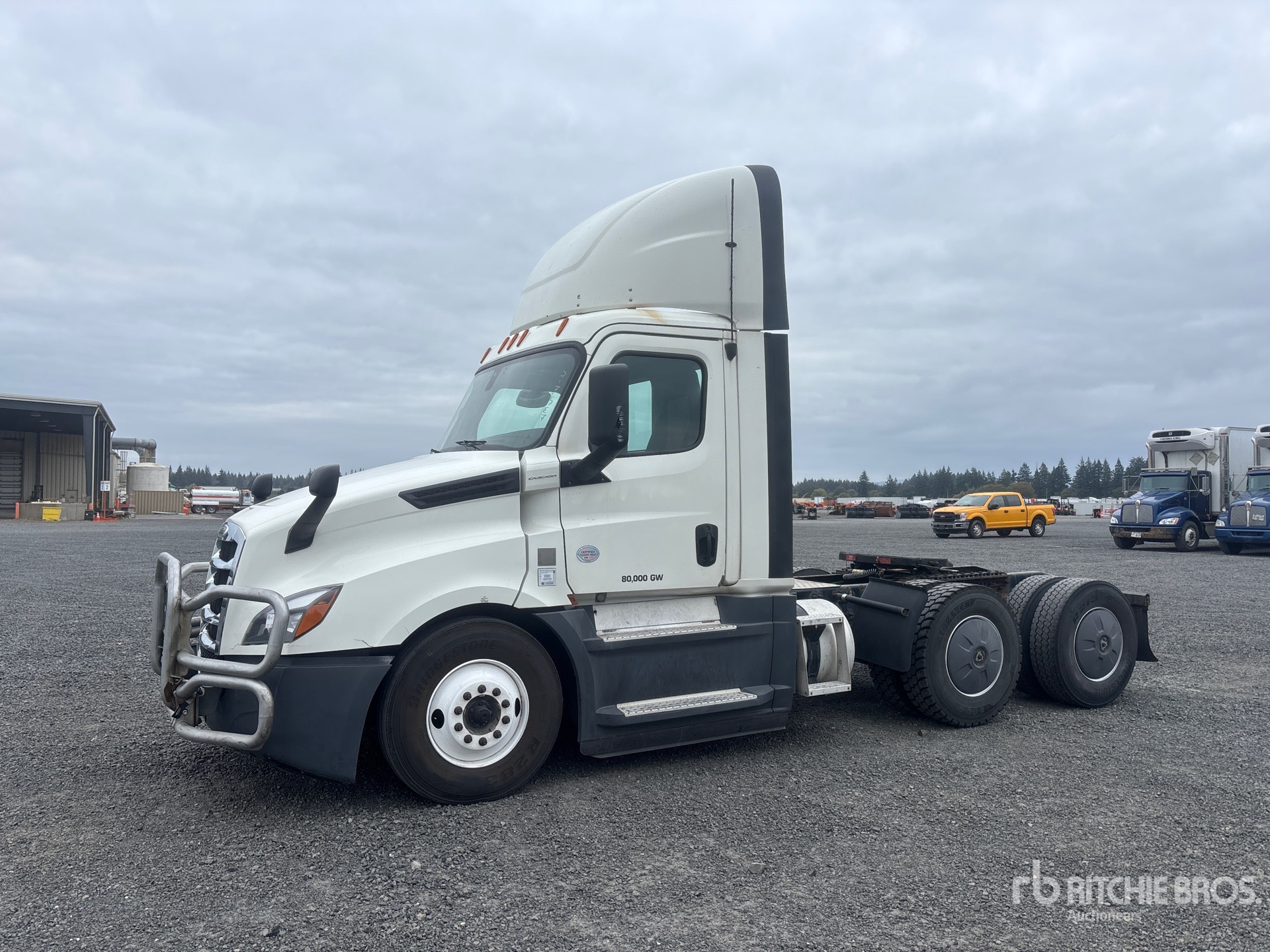 2019 Freightliner CASCADIA 126