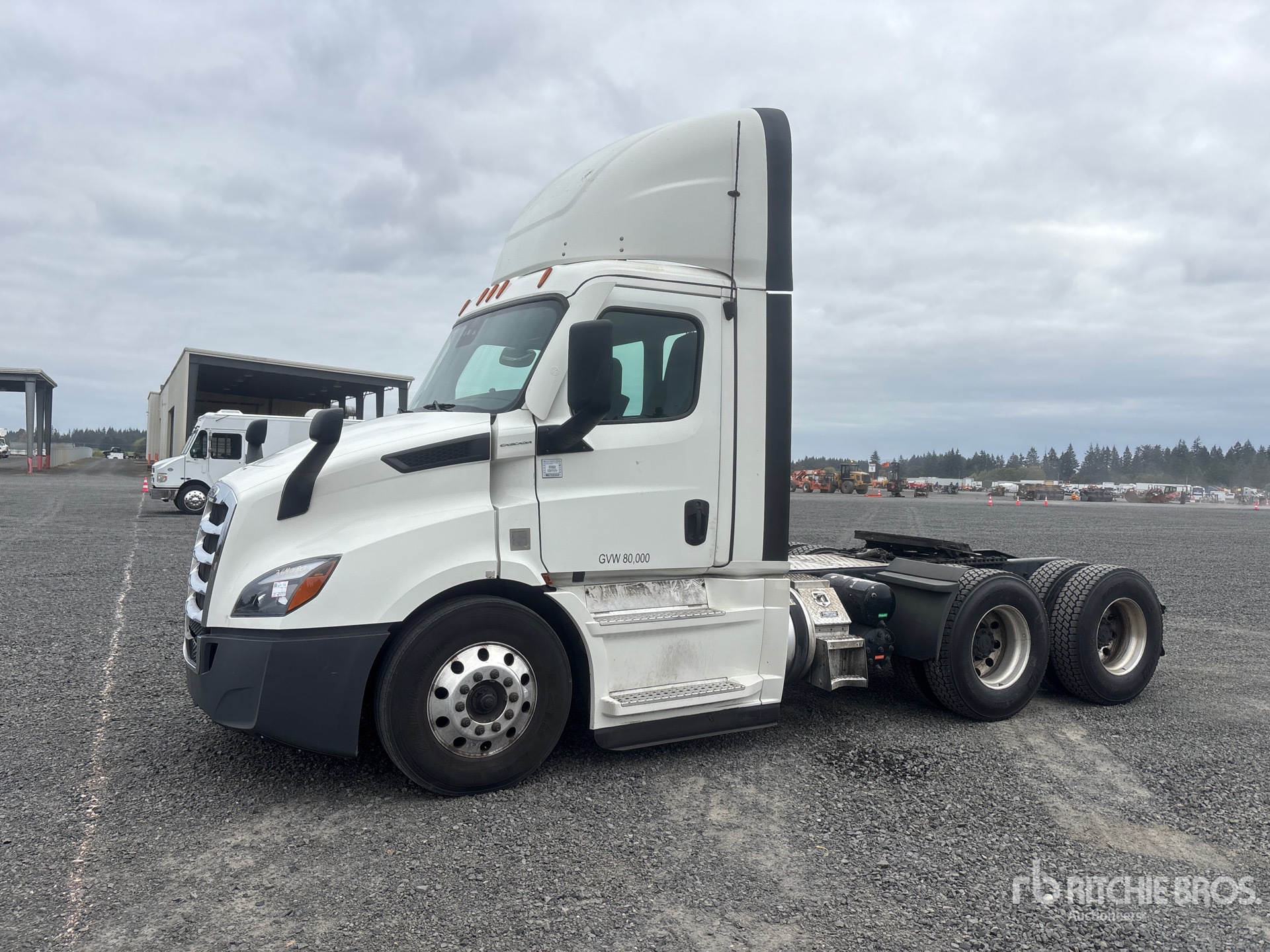 2020 Freightliner CASCADIA 116
