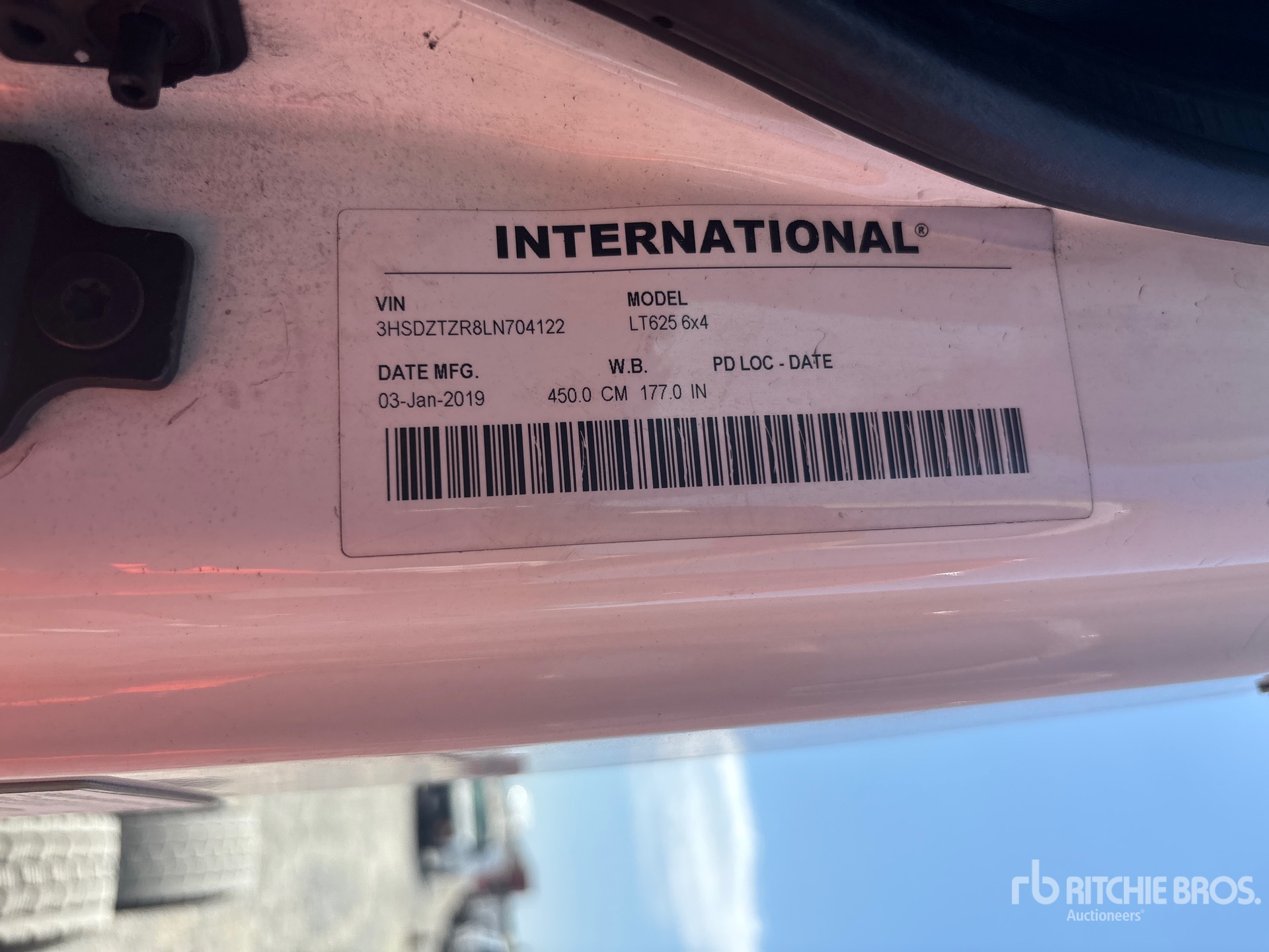 2020 International LT625