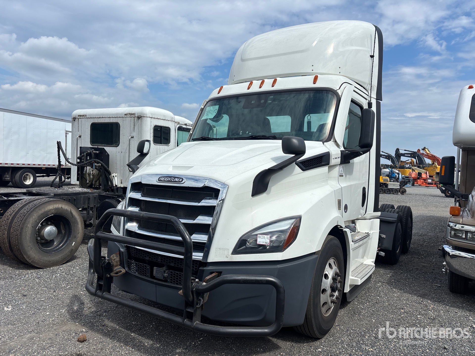 Photo of 2021 Freightliner CASCADIA 116
