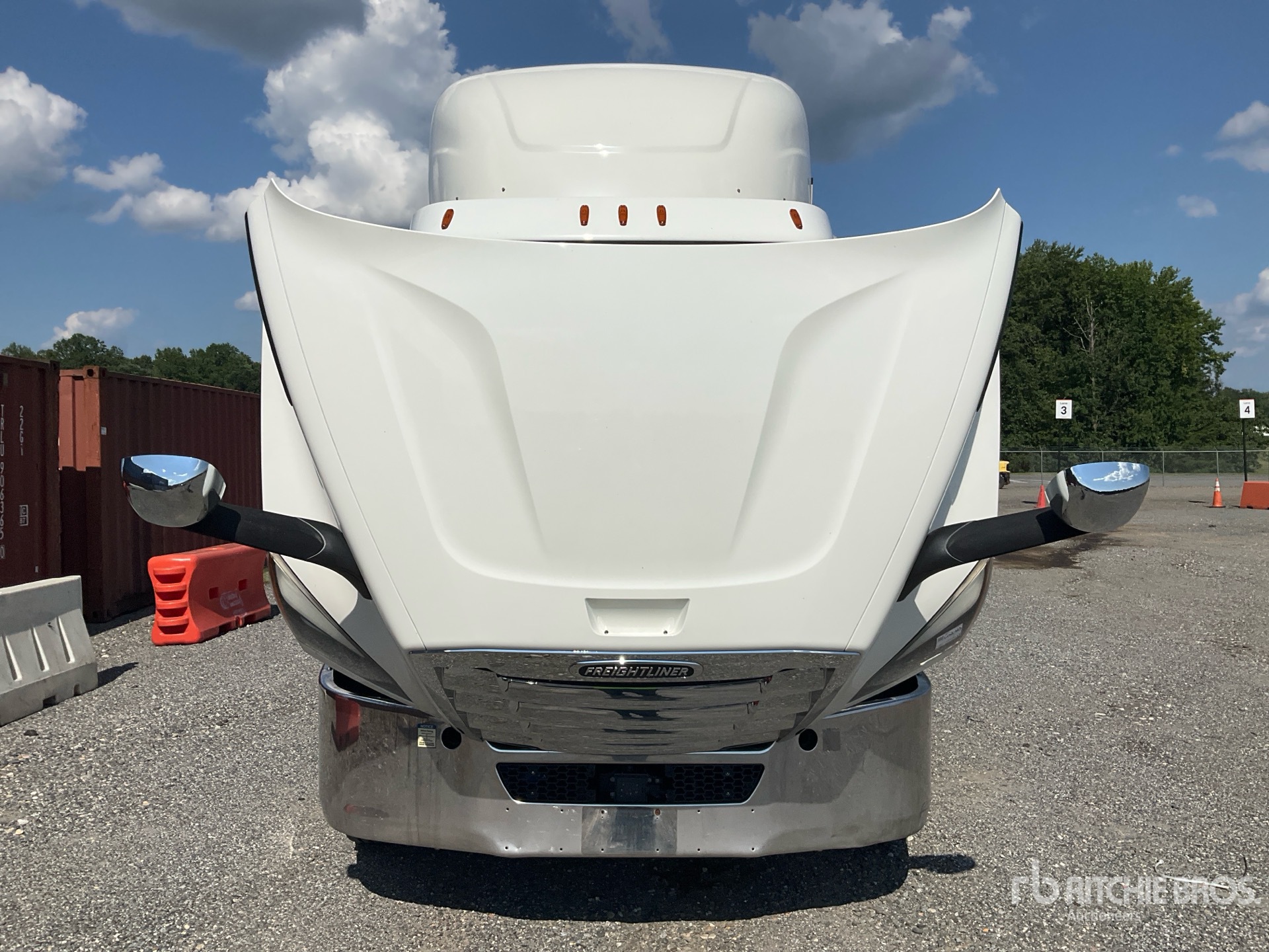 2021 Freightliner CASCADIA 116