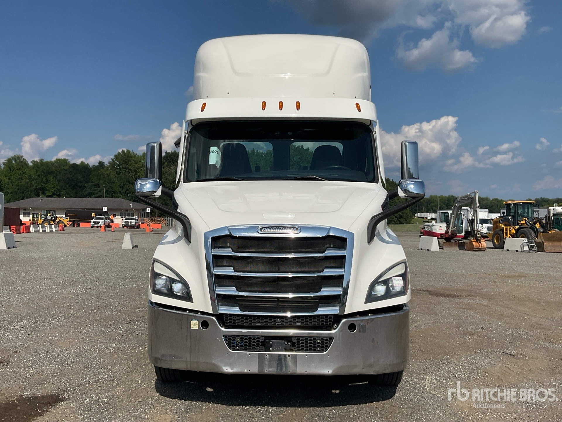 2021 Freightliner CASCADIA 116