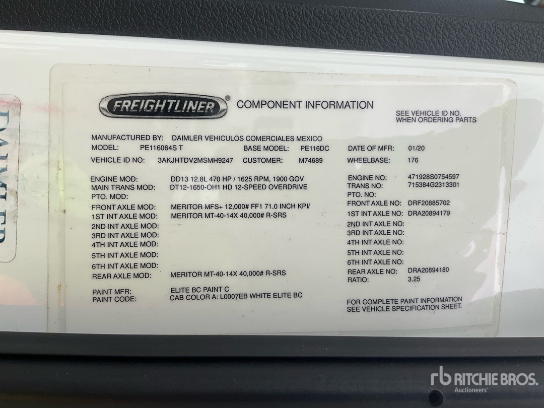 2021 Freightliner CASCADIA 116