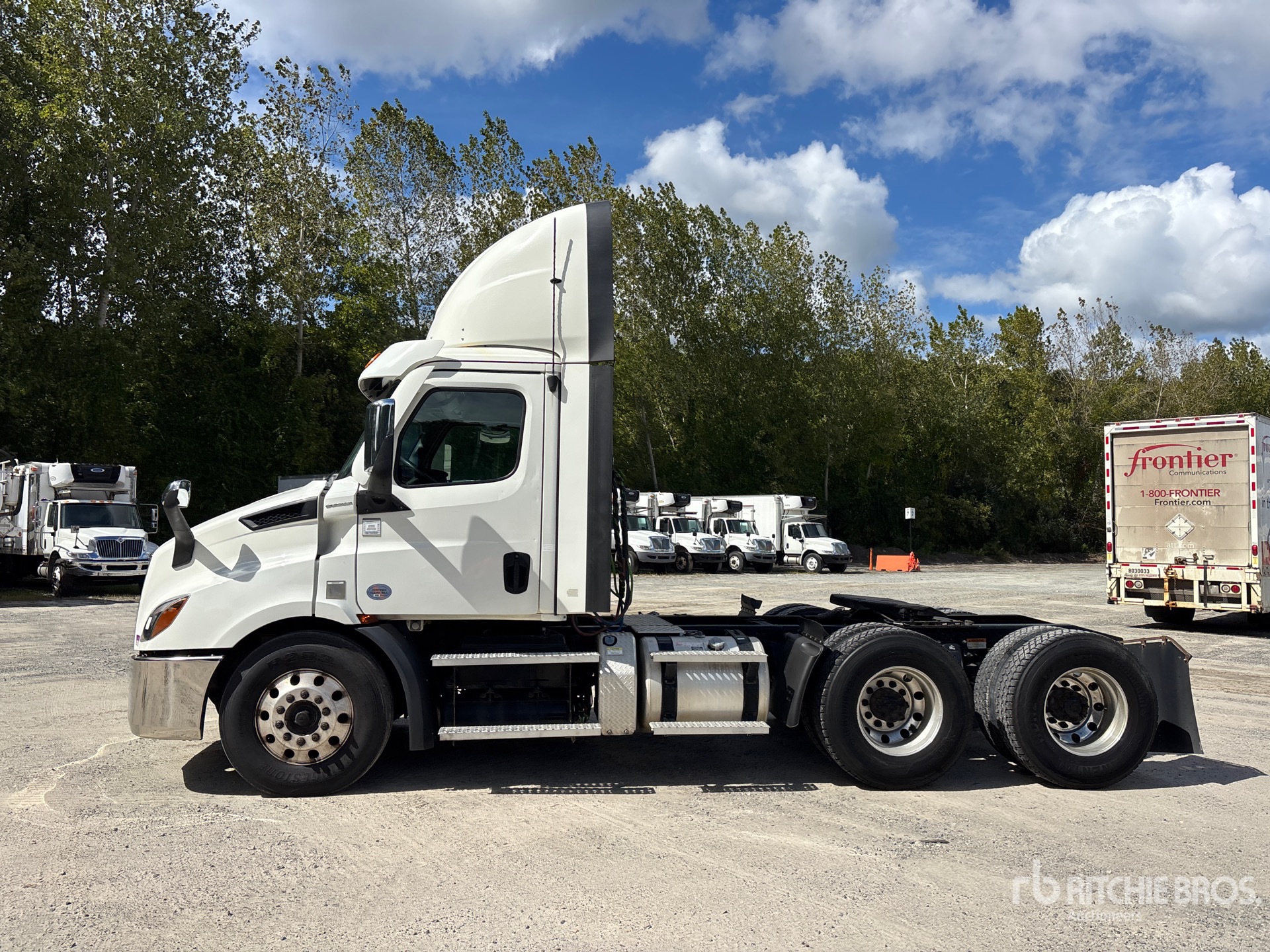 2021 Freightliner CASCADIA 116