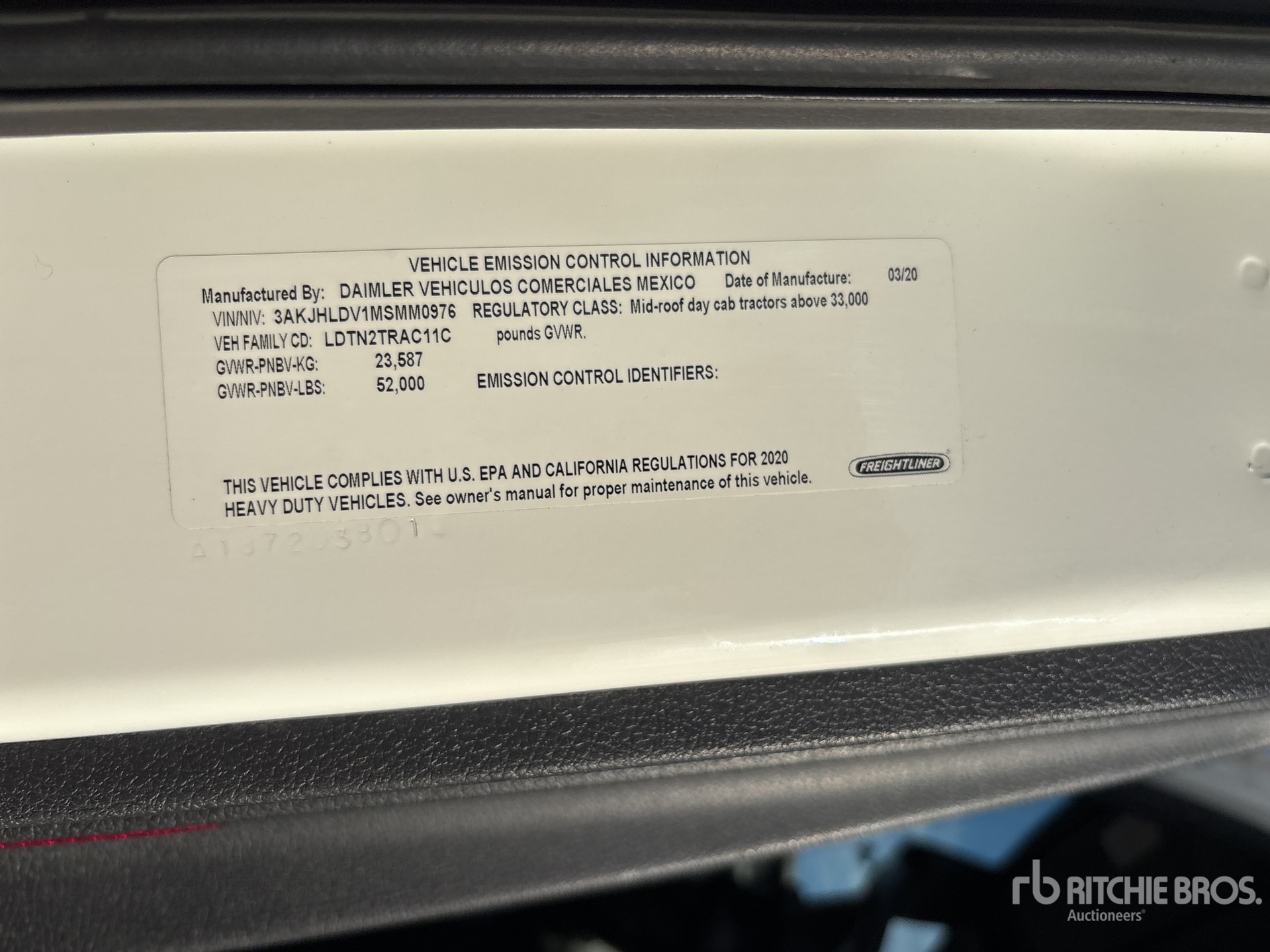 2021 Freightliner CASCADIA 126