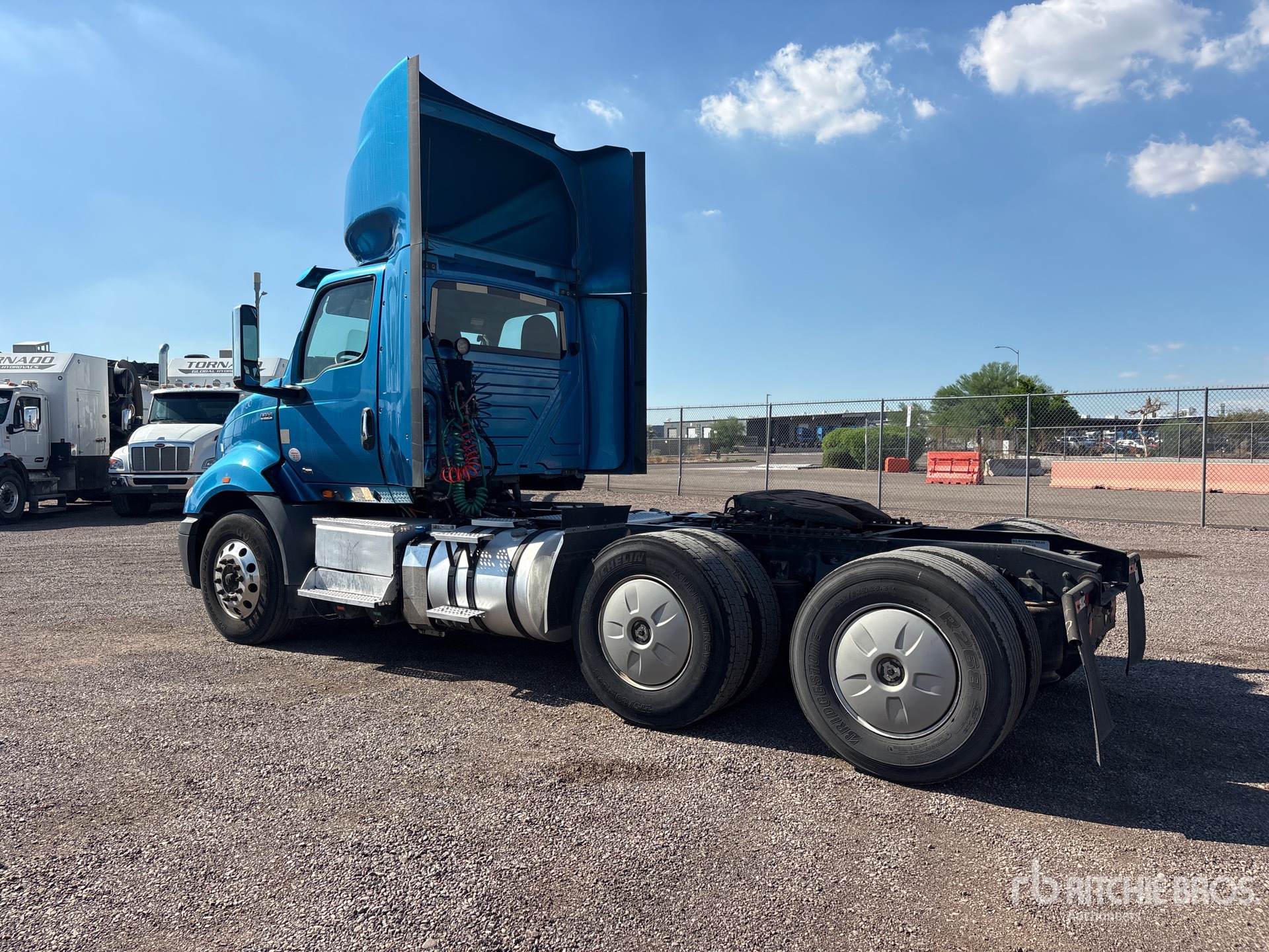 2019 International RH613
