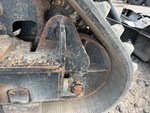 Undercarriage with Zużycie przednich kół napinających
