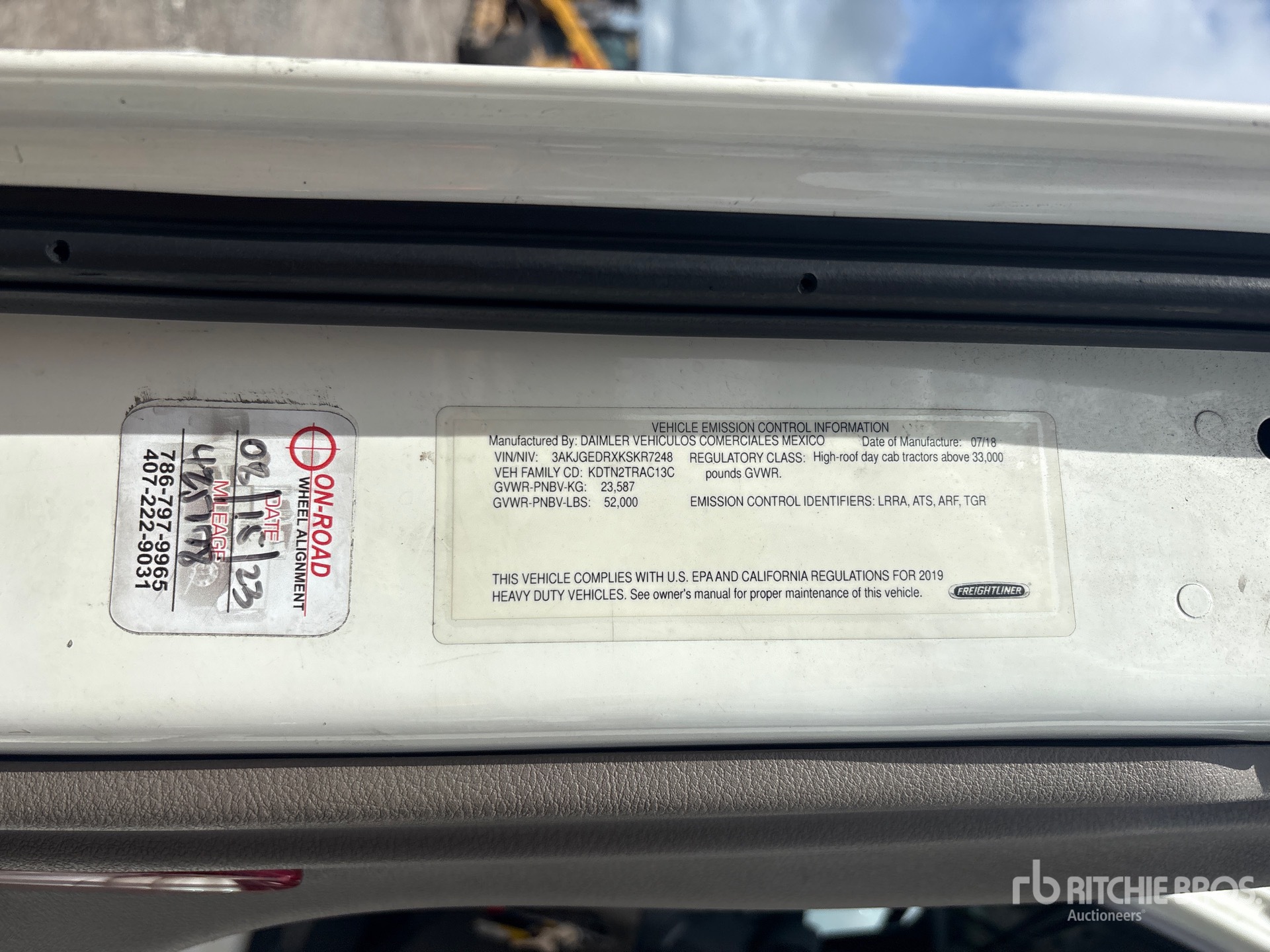 2019 Freightliner CASCADIA 125