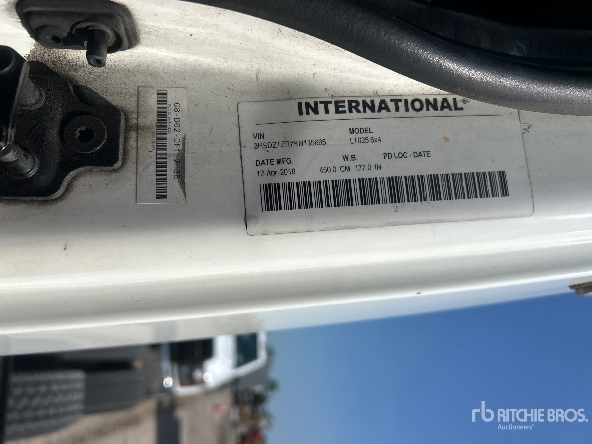 2019 International LT625