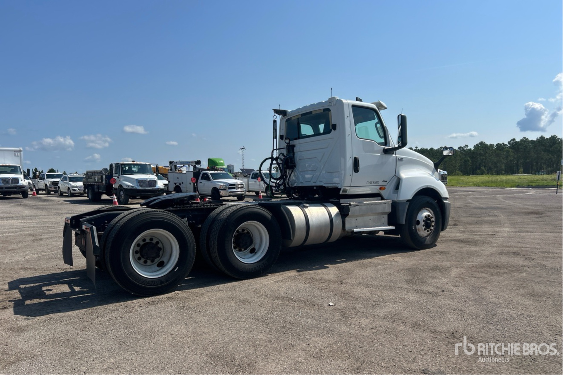 2019 International LT625