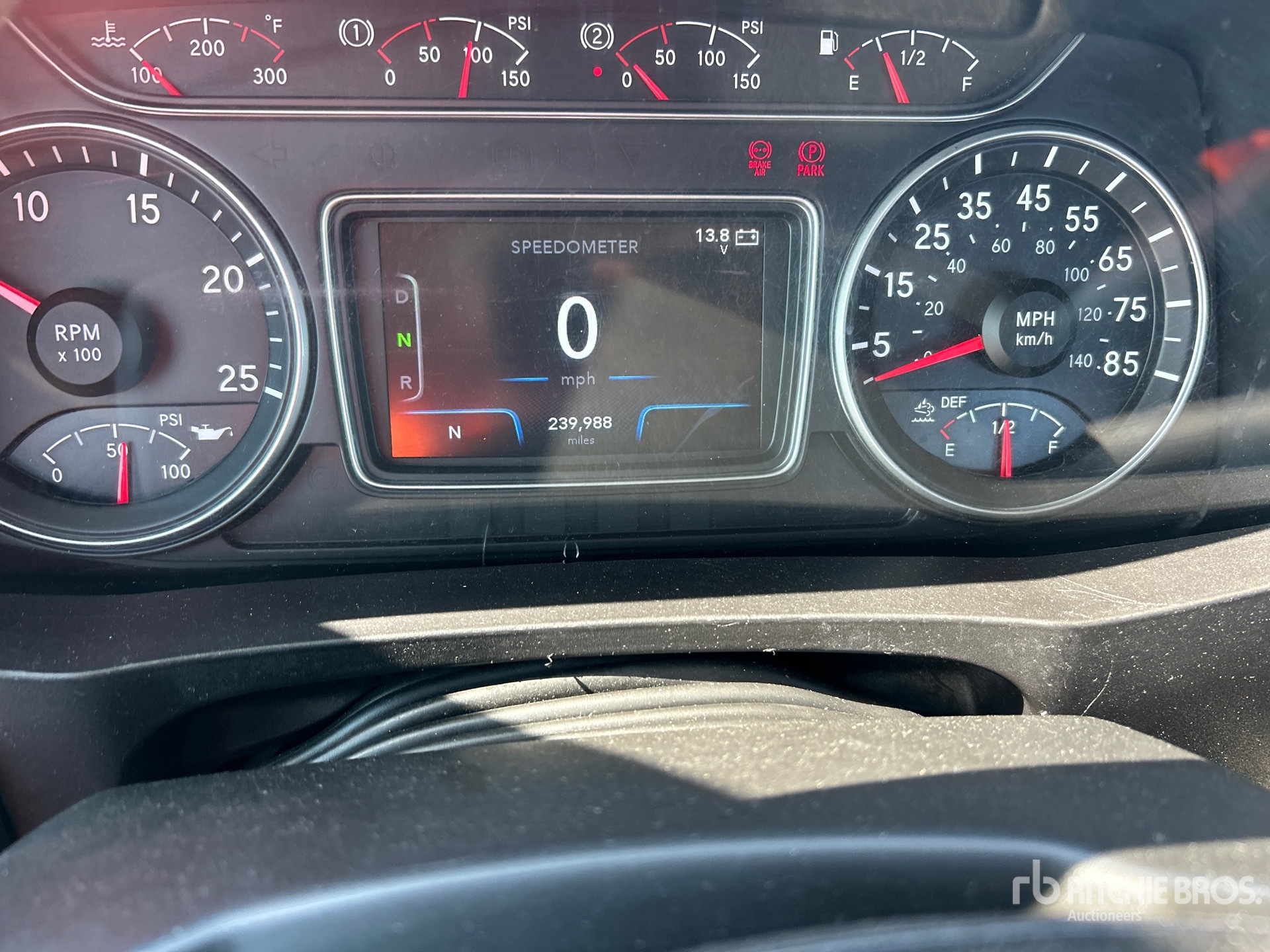 2019 International LT625