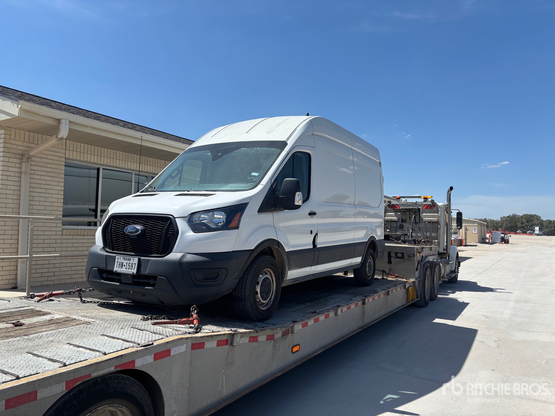 2021 Ford TRANSIT 250