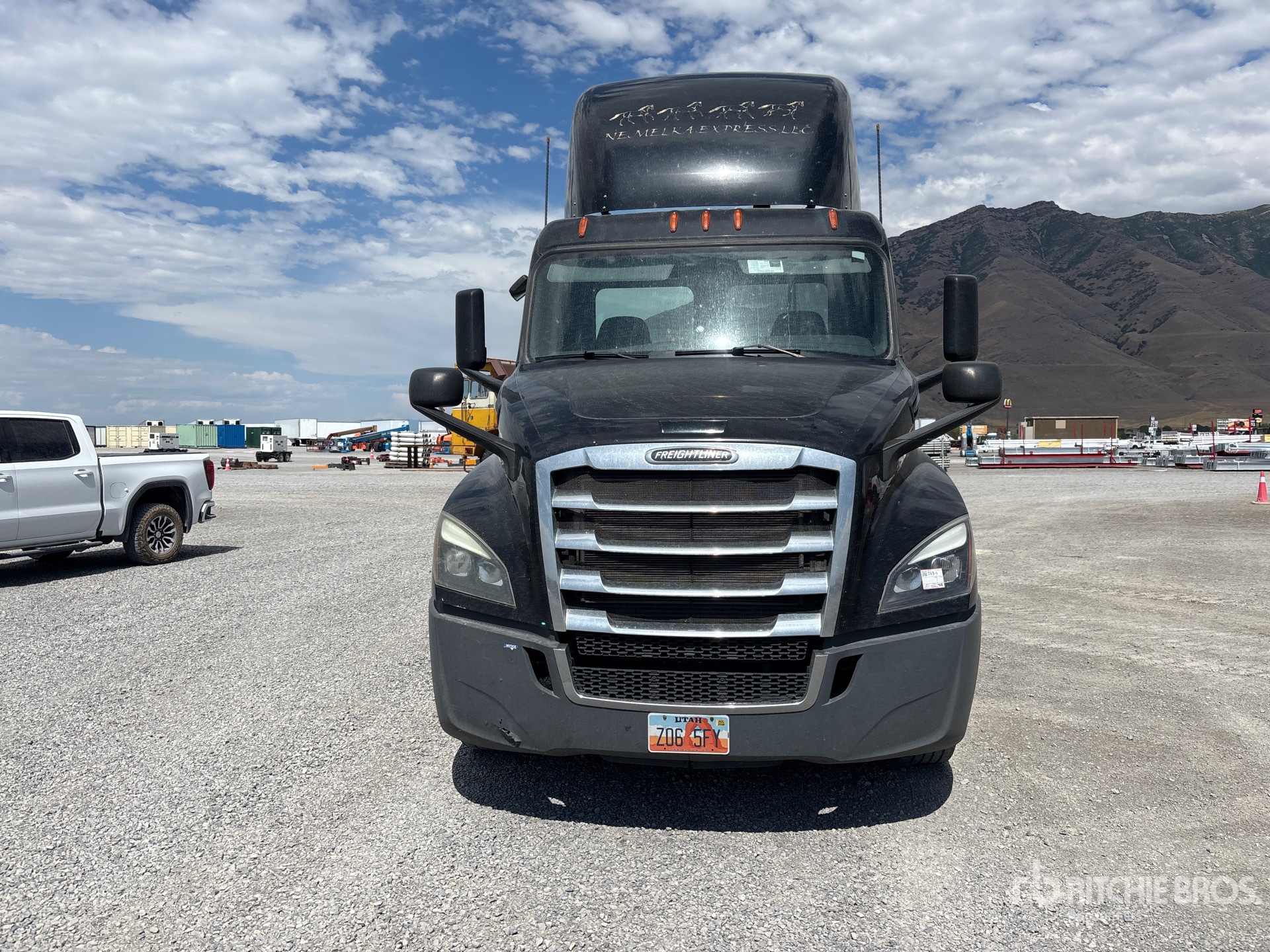 2019 Freightliner CASCADIA