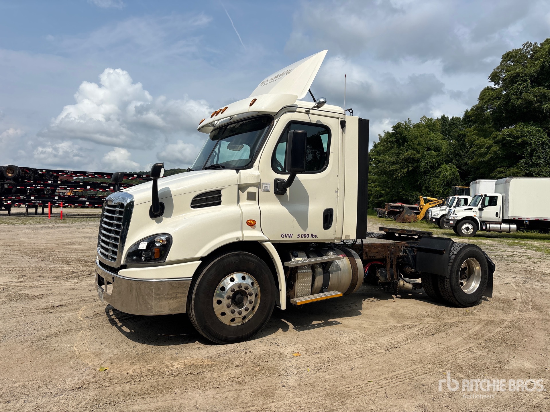 2017 Freightliner CASCADIA 113