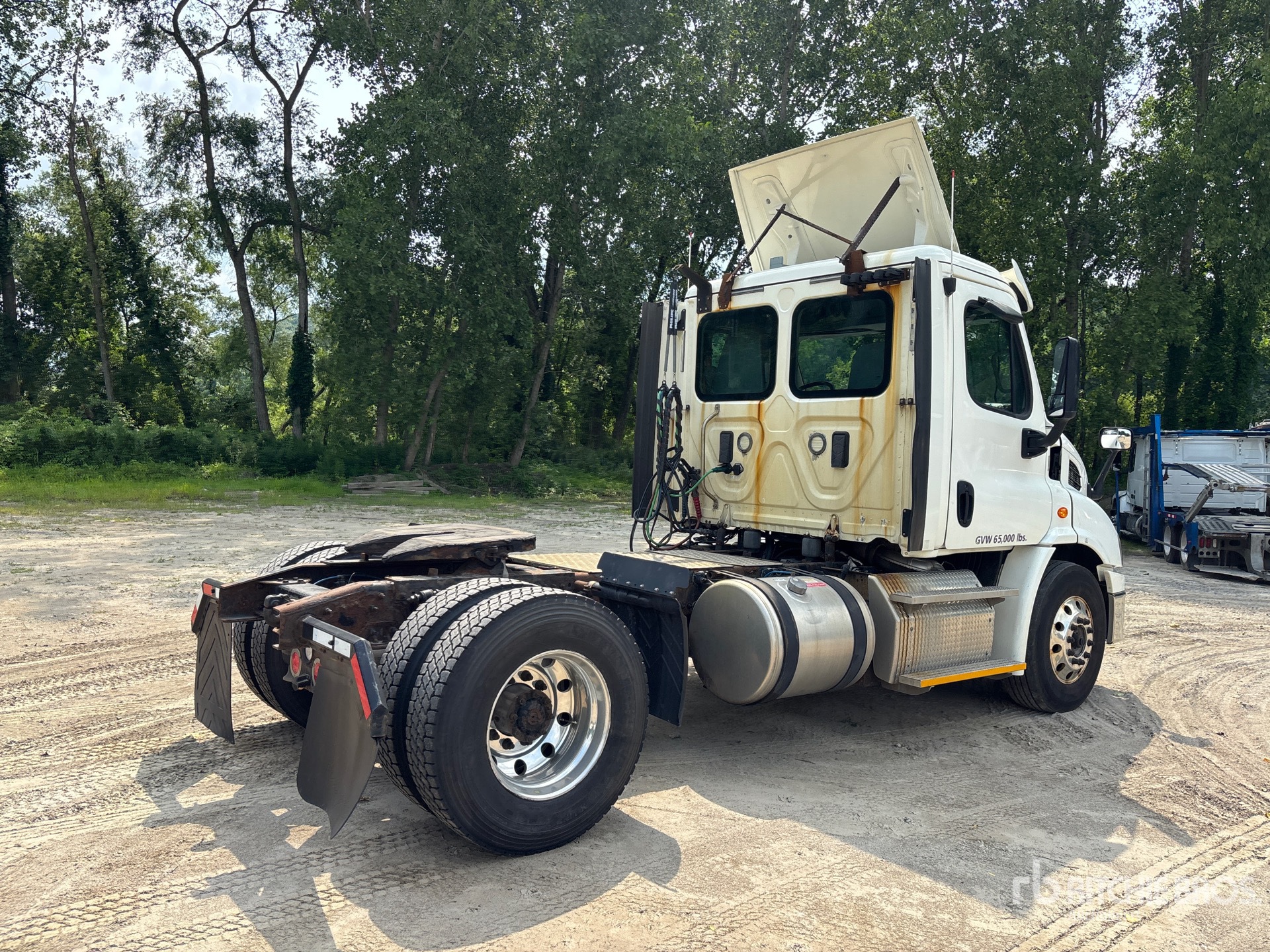 2017 Freightliner CASCADIA 113