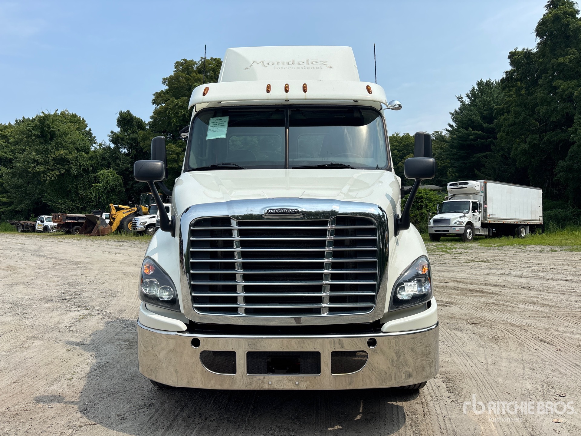 2017 Freightliner CASCADIA 113