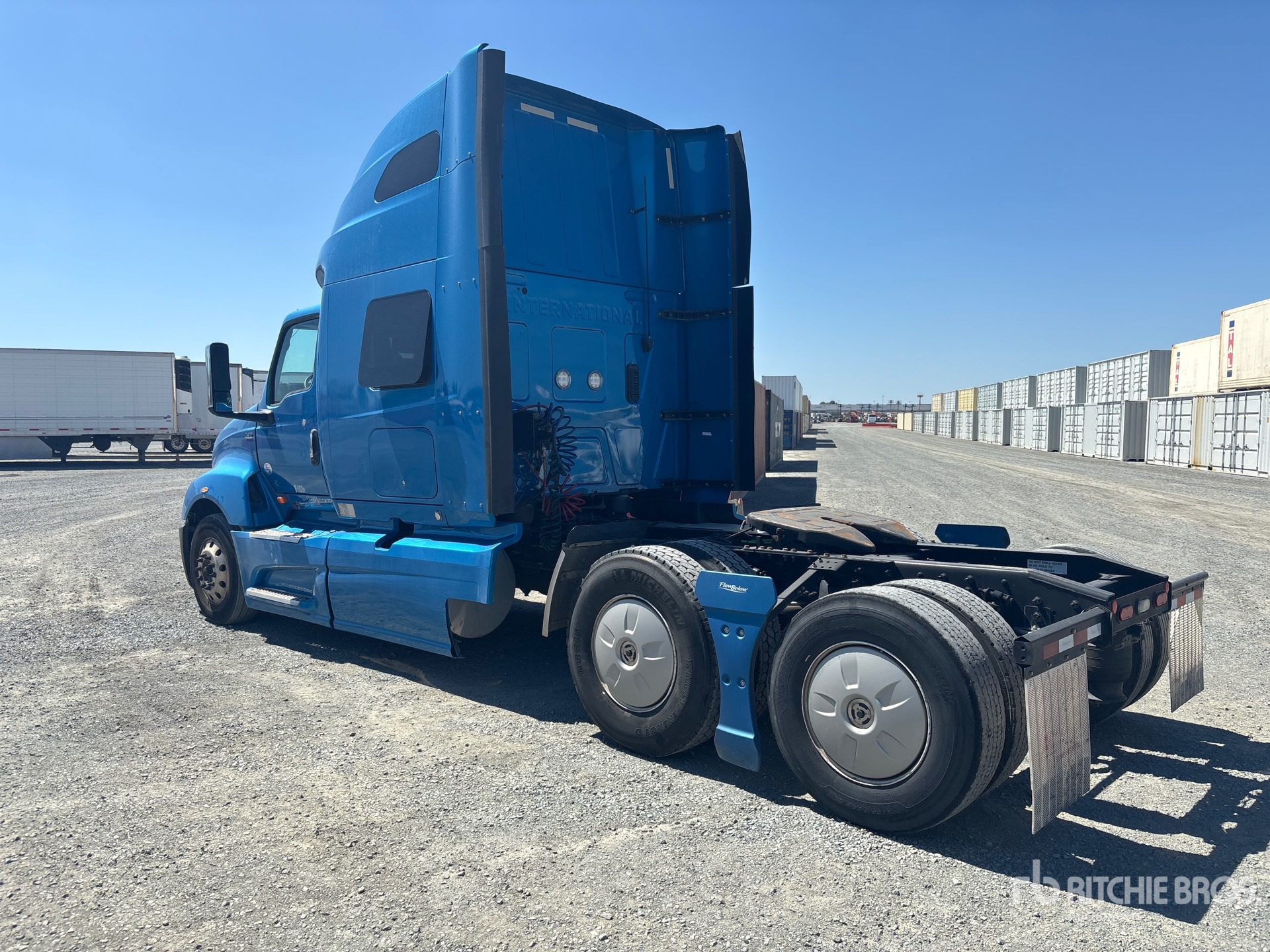 2021 International LT625